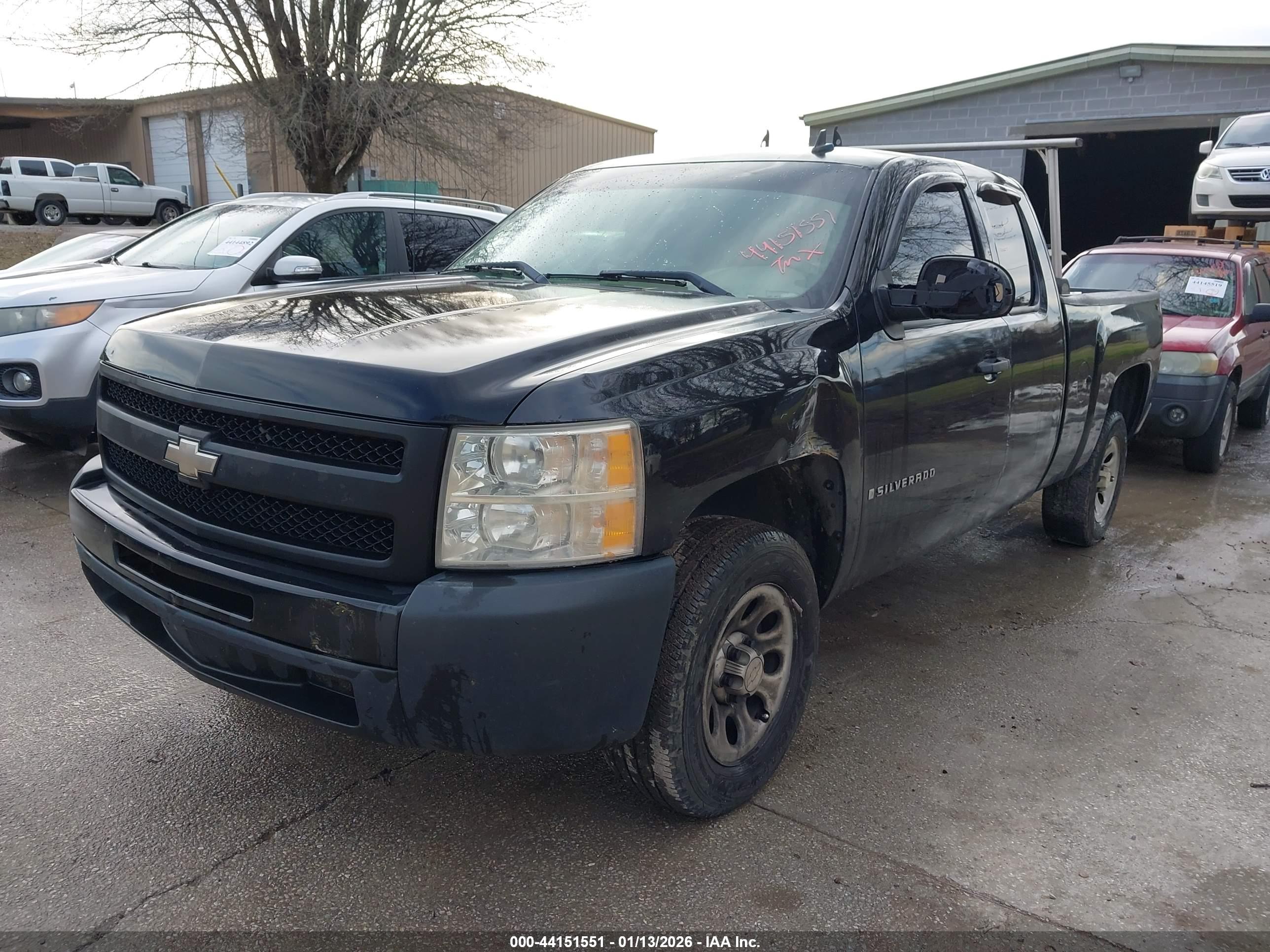 CHEVROLET SILVERADO image 2