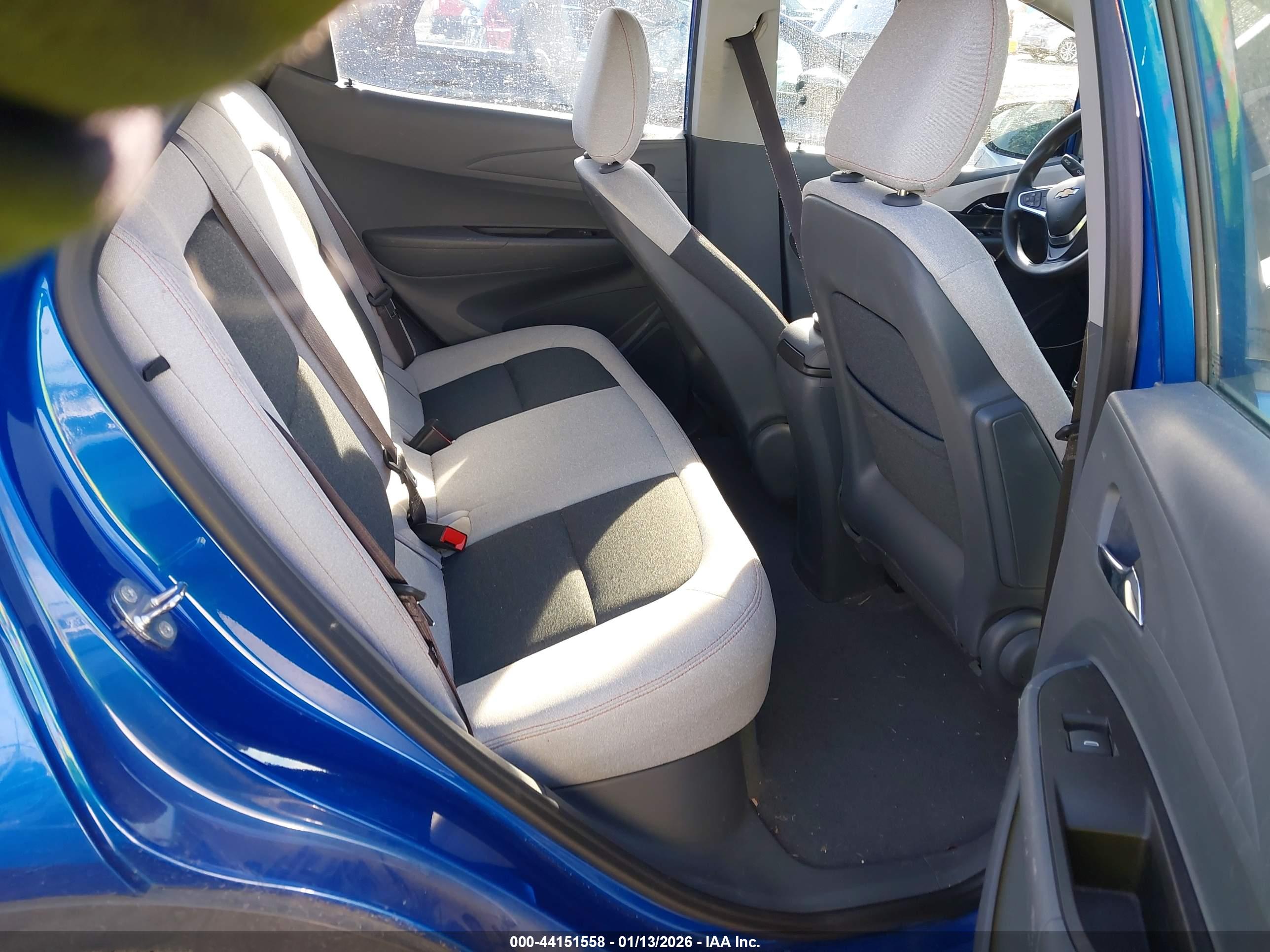 CHEVROLET BOLT image 8