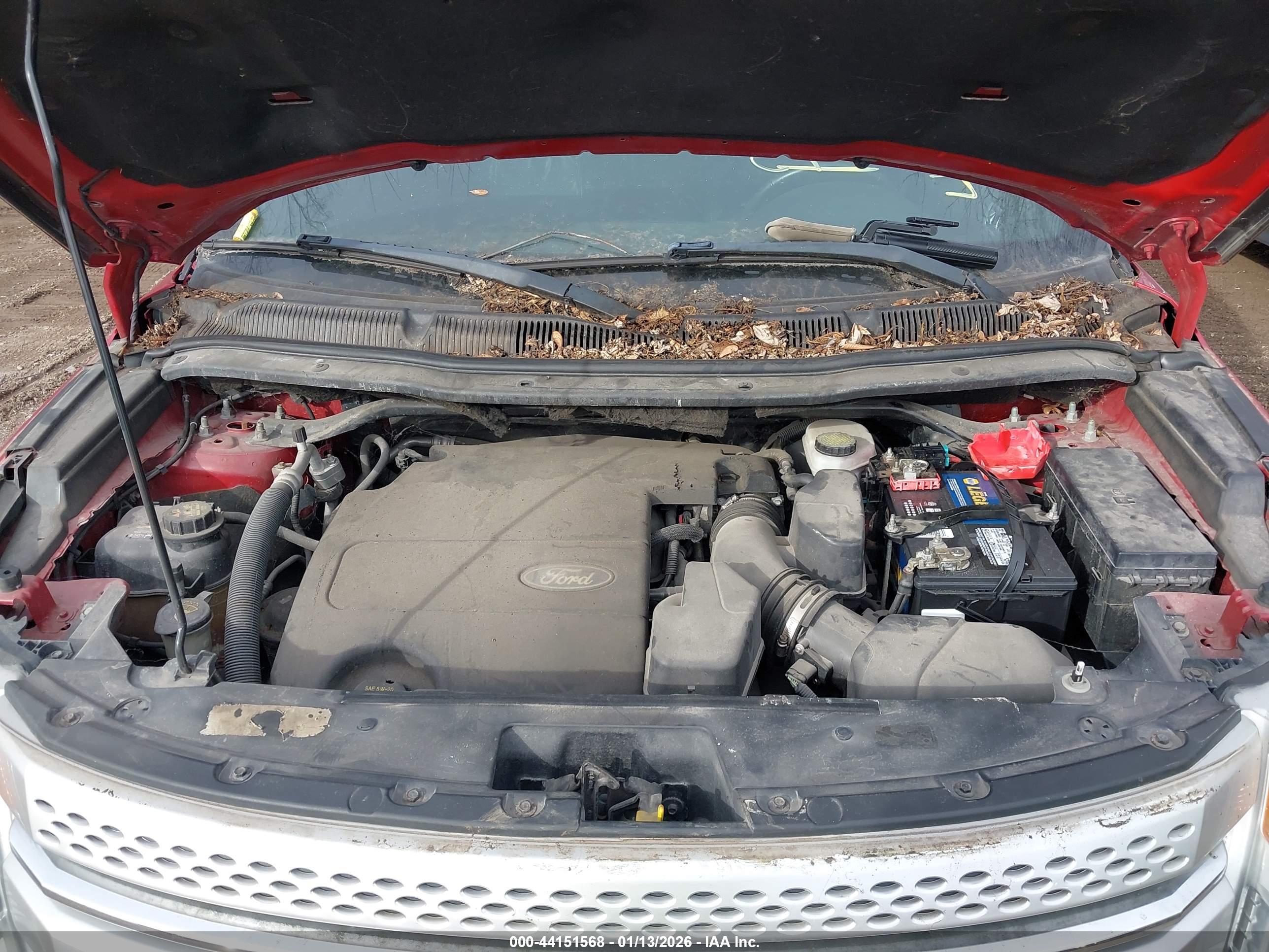 FORD EXPLORER image 10