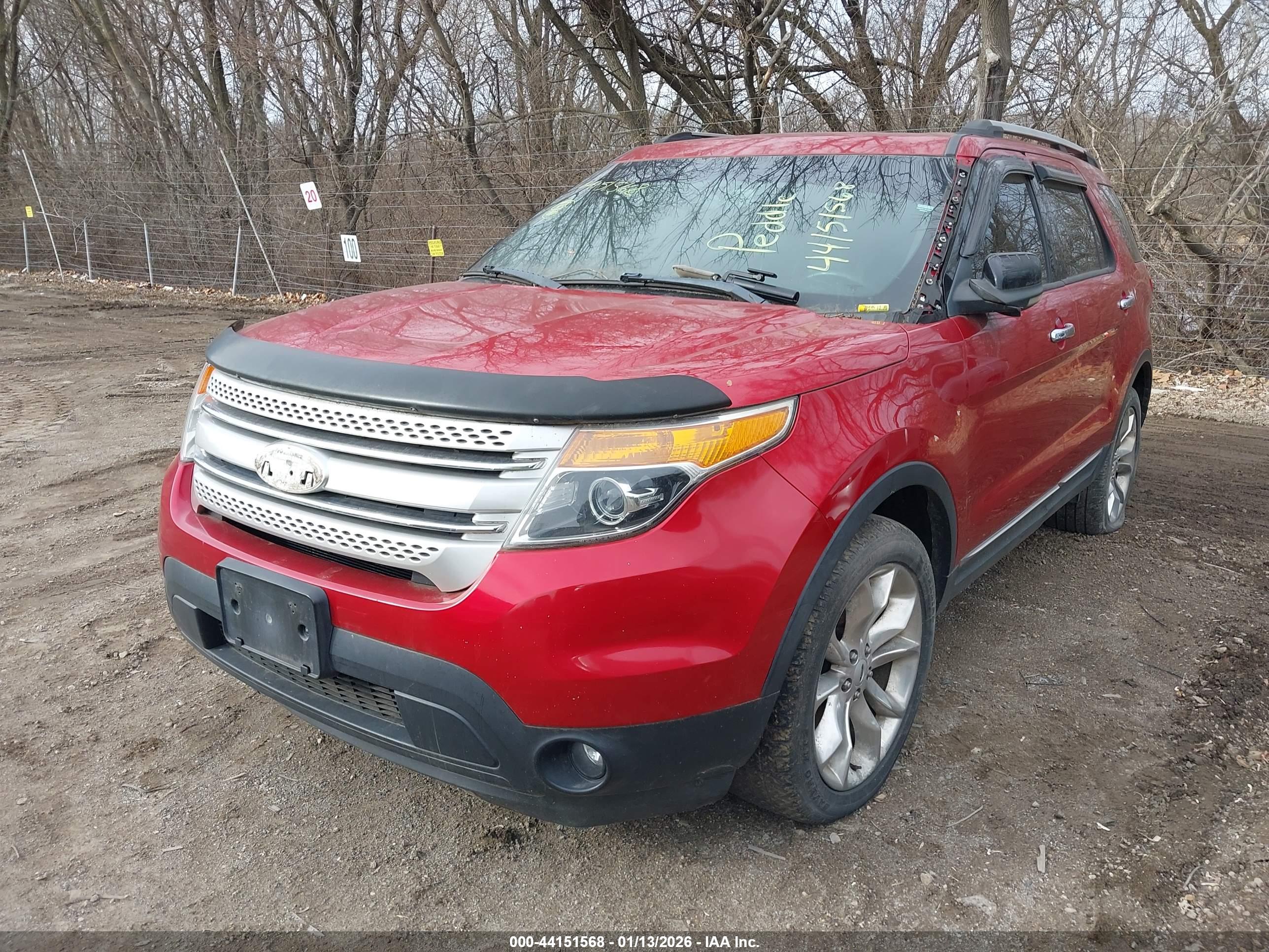 FORD EXPLORER image 2