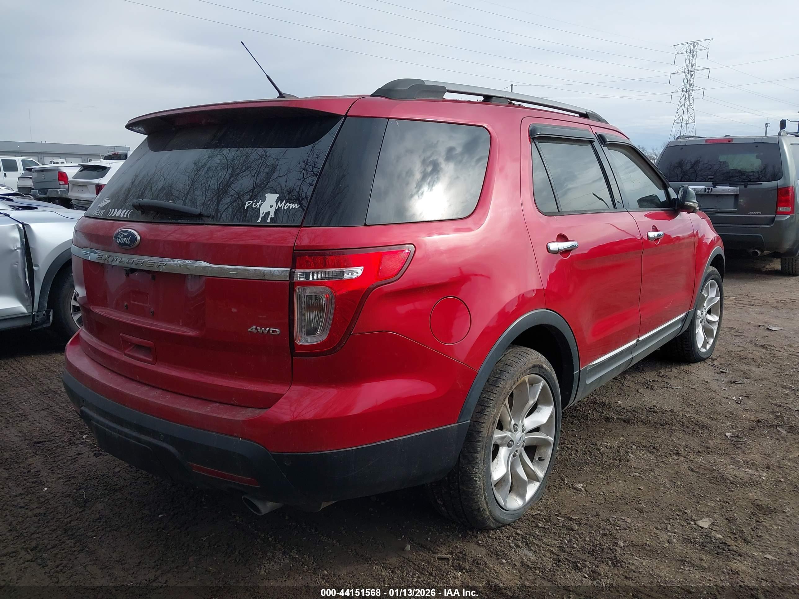 FORD EXPLORER image 4