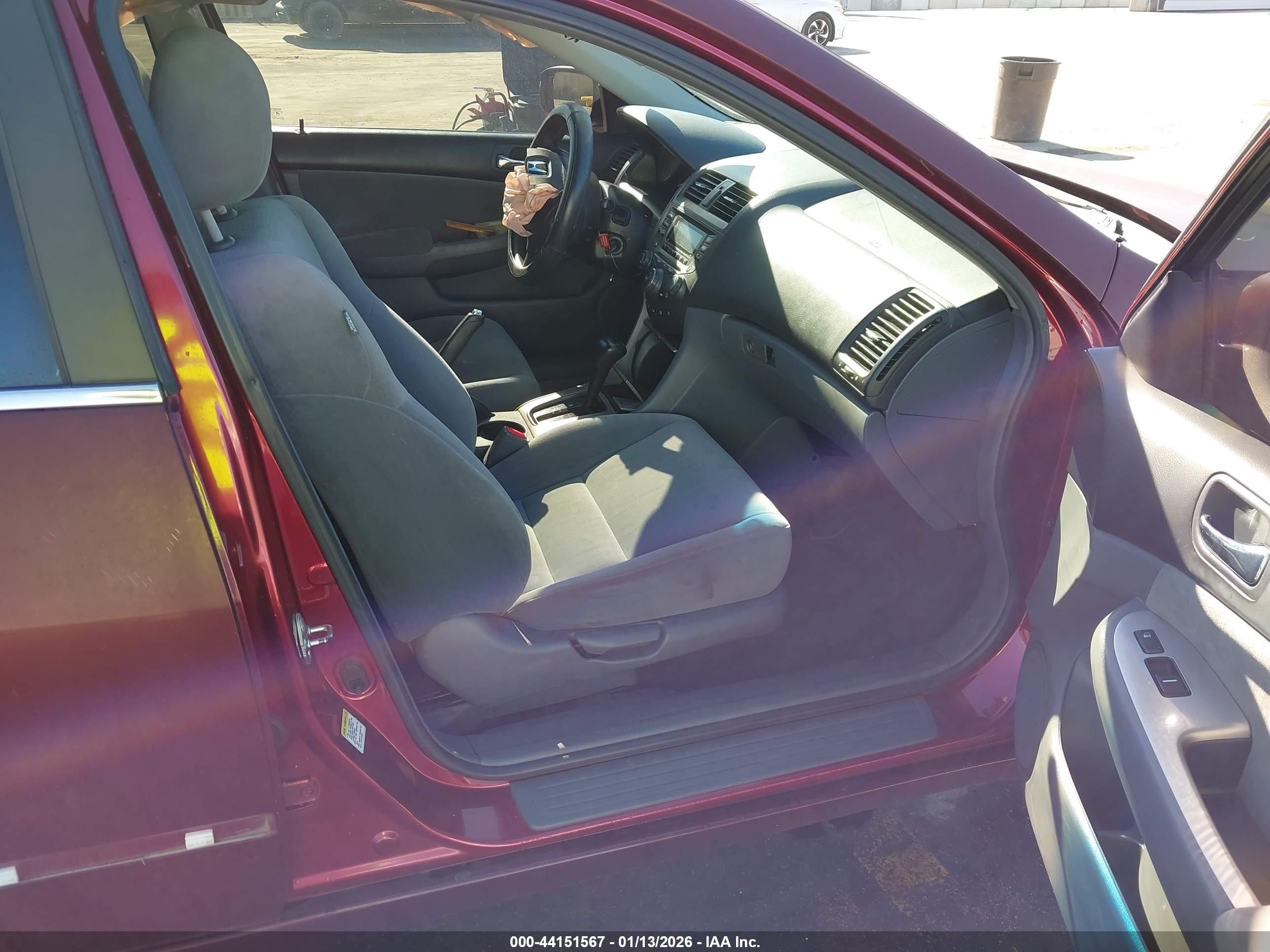 HONDA ACCORD image 5
