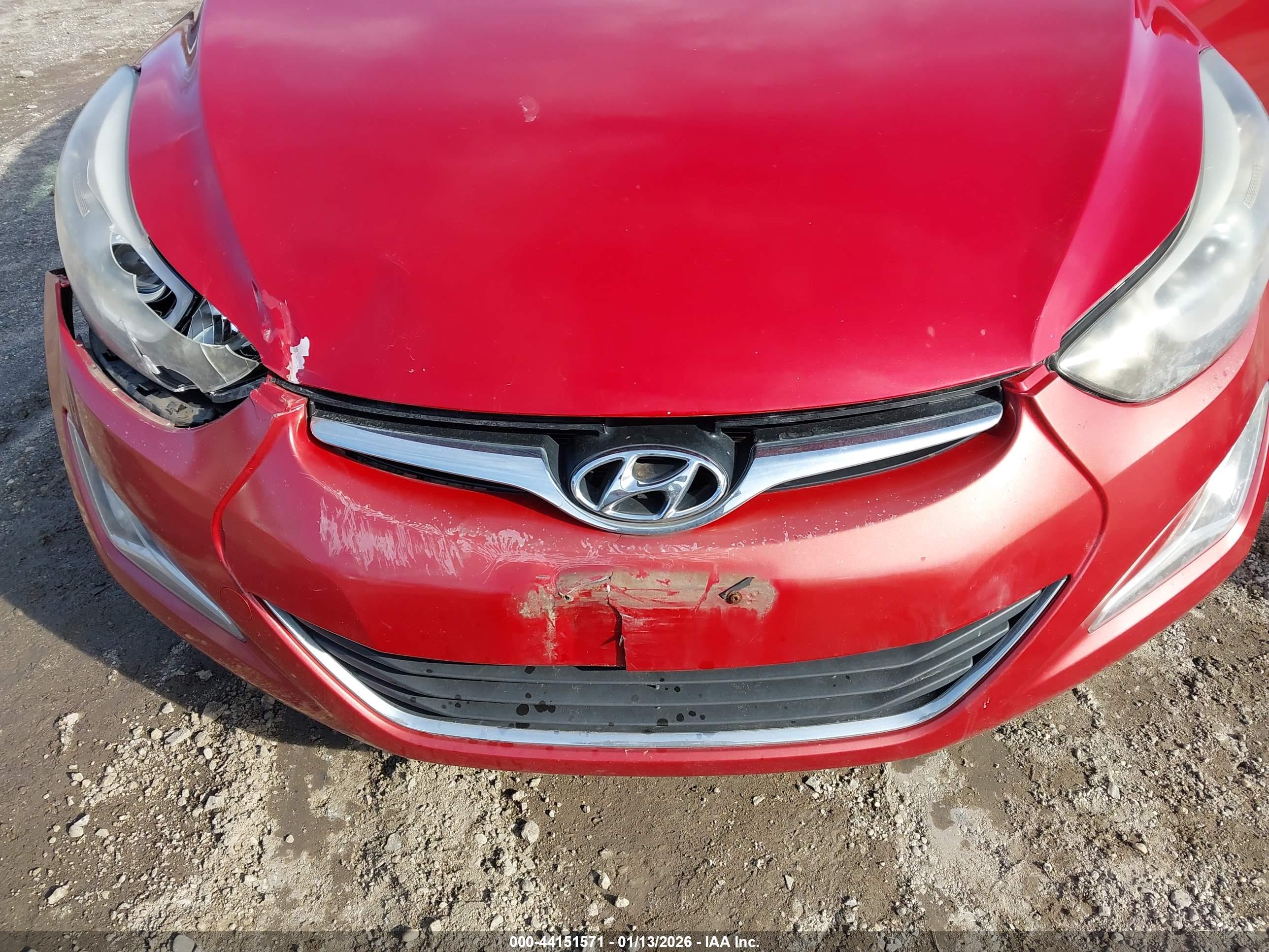 HYUNDAI ELANTRA image 6