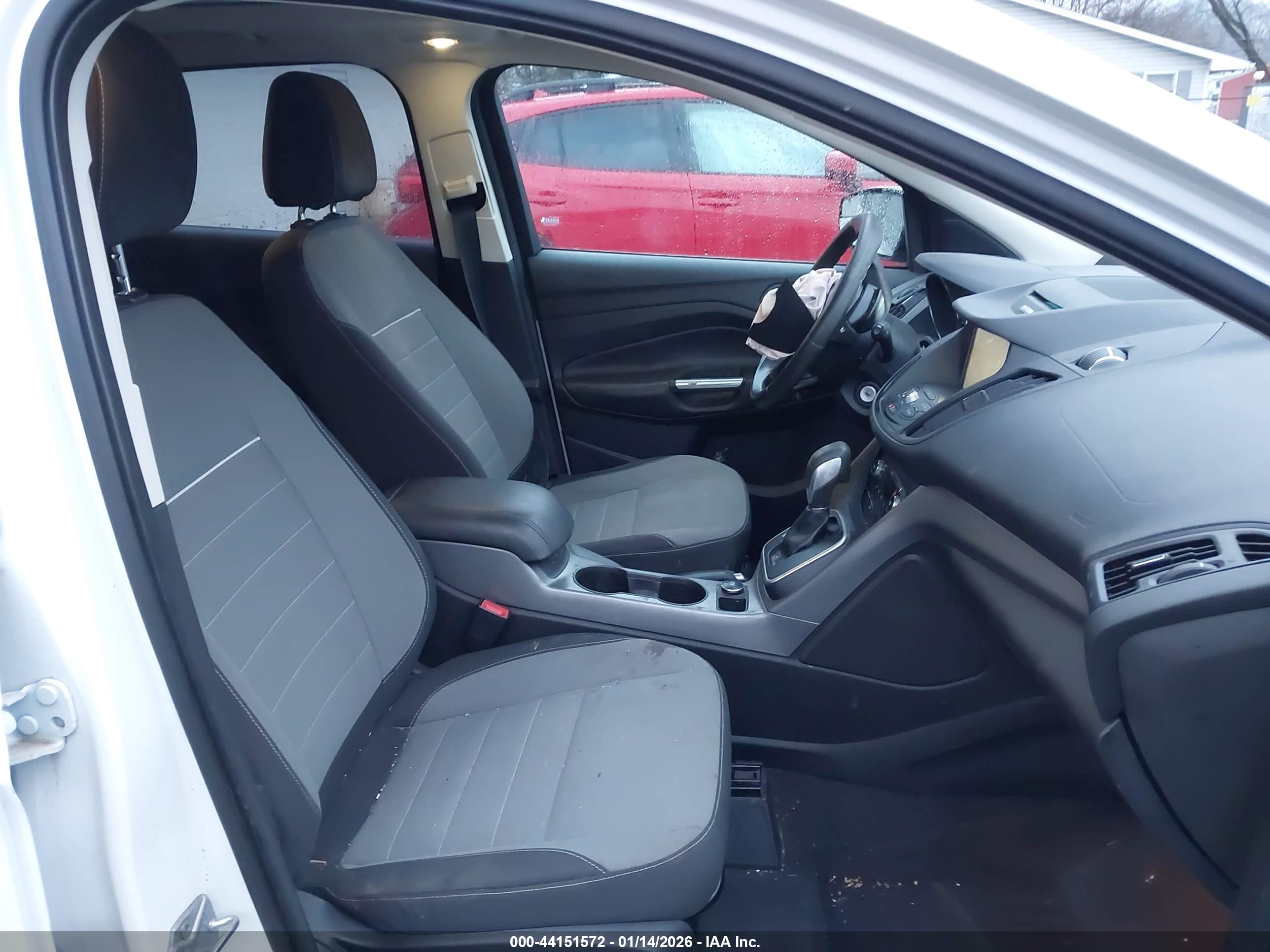 FORD ESCAPE image 5