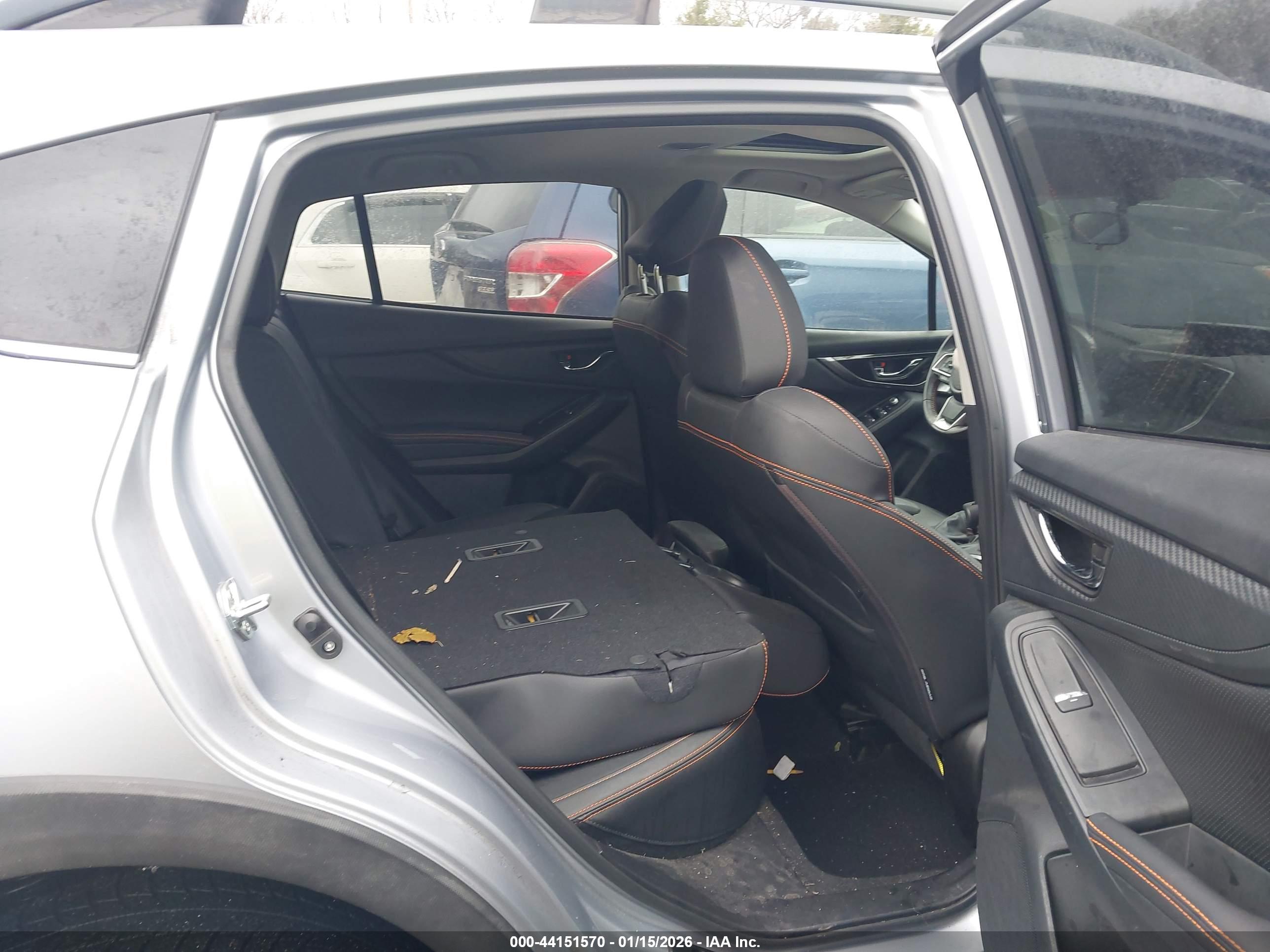 SUBARU CROSSTREK image 8