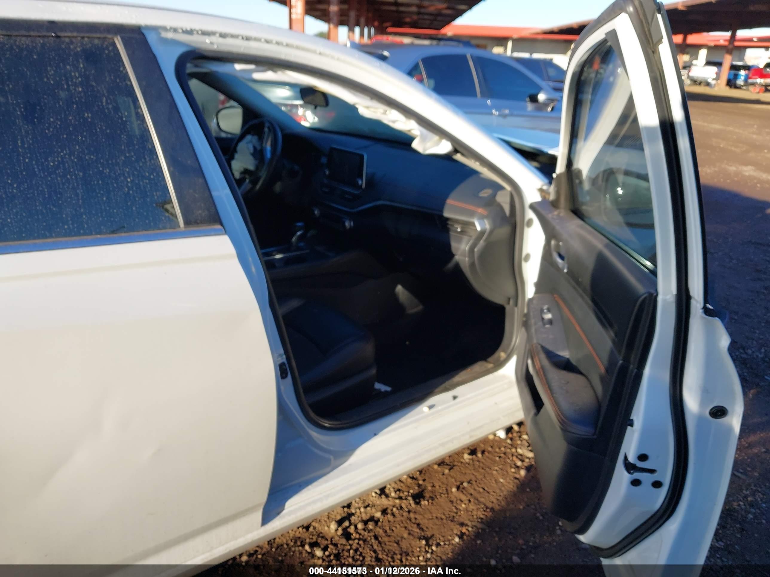 NISSAN ALTIMA image 5