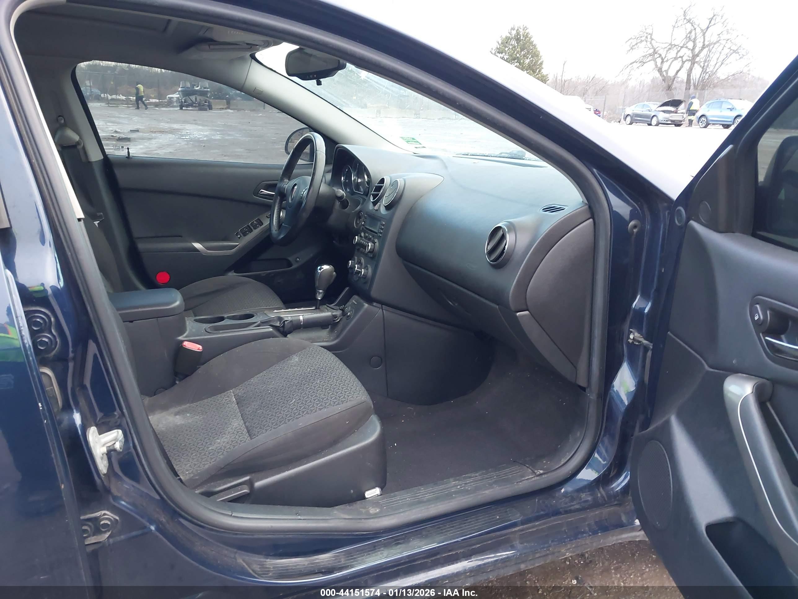 PONTIAC G6 image 5