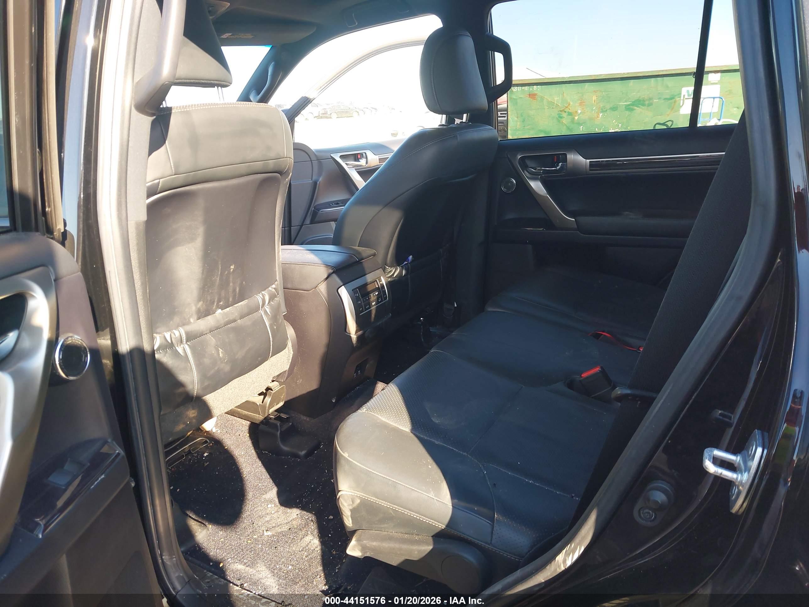 LEXUS GX image 8