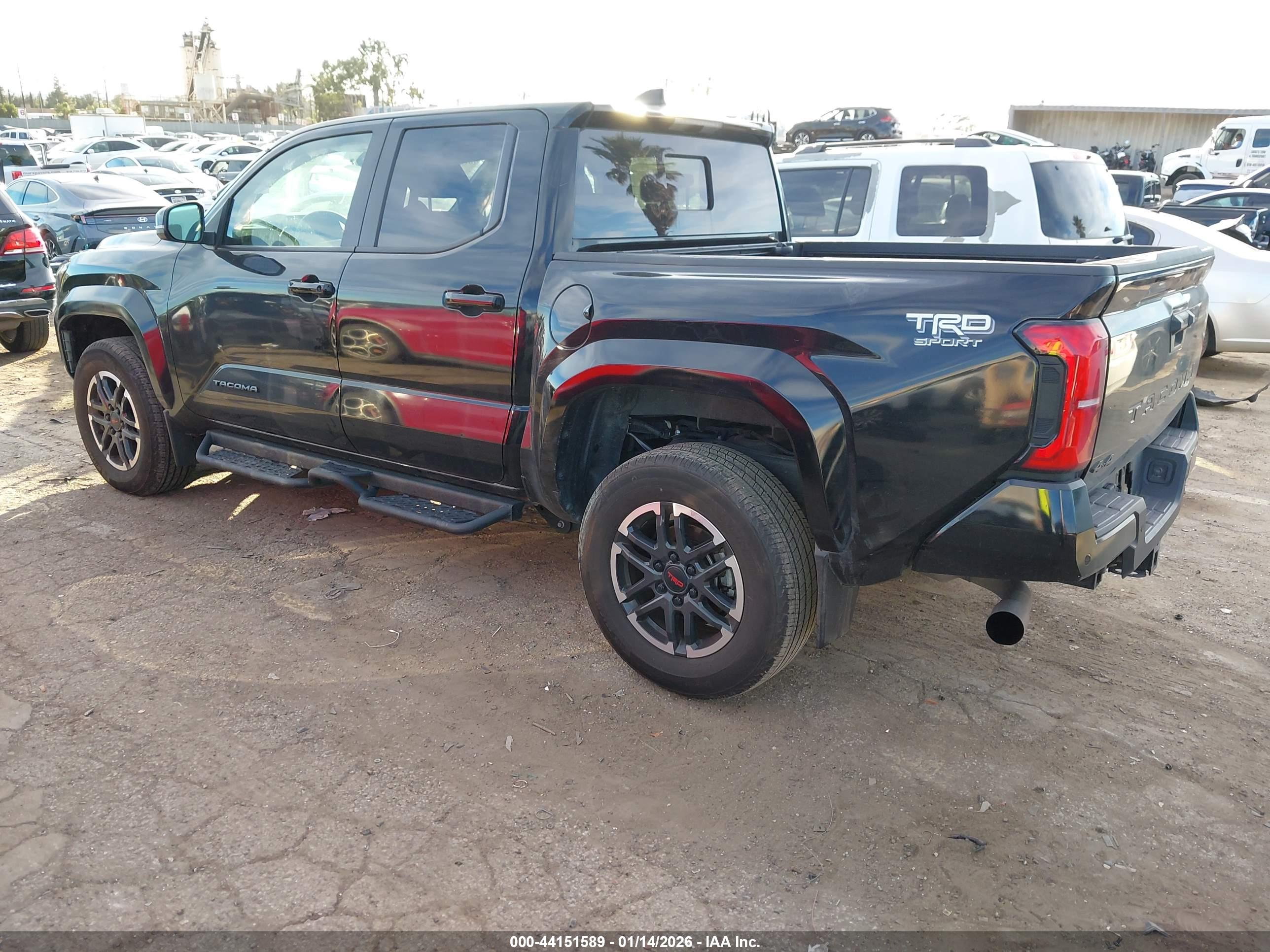 TOYOTA TACOMA image 3