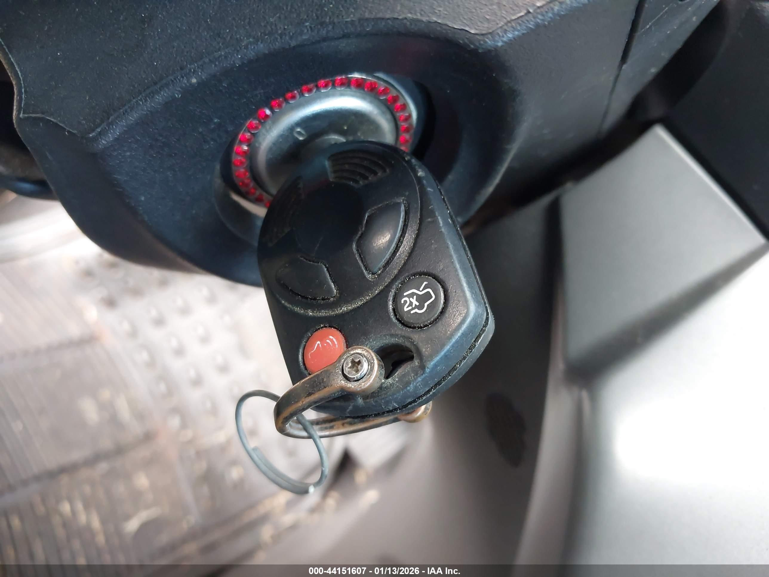 FORD ESCAPE image 11