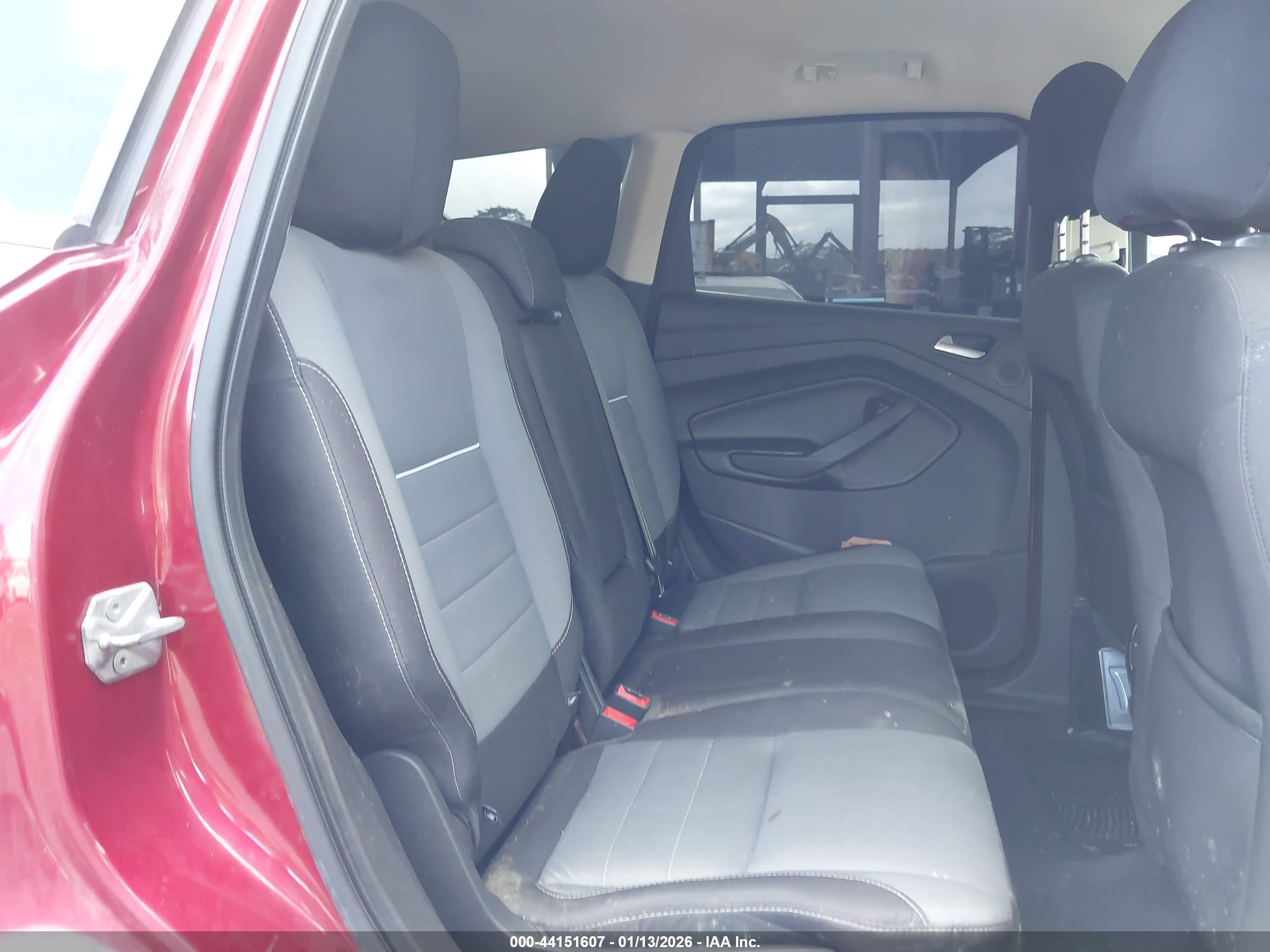 FORD ESCAPE image 8