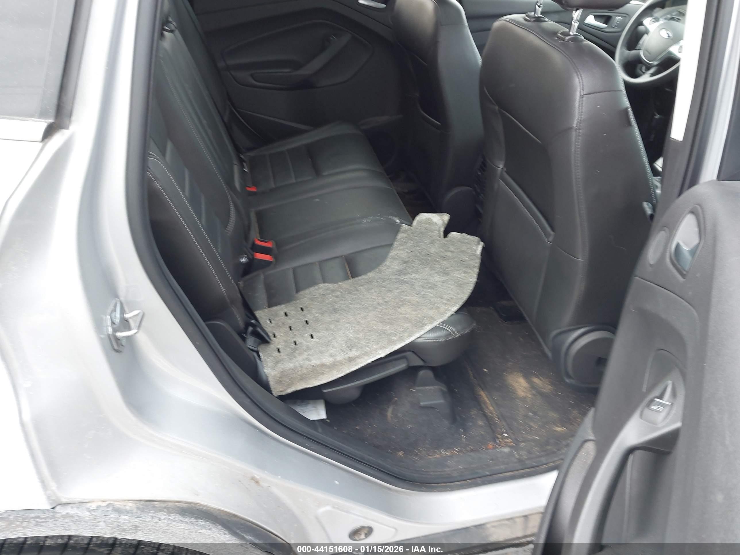 FORD ESCAPE image 8