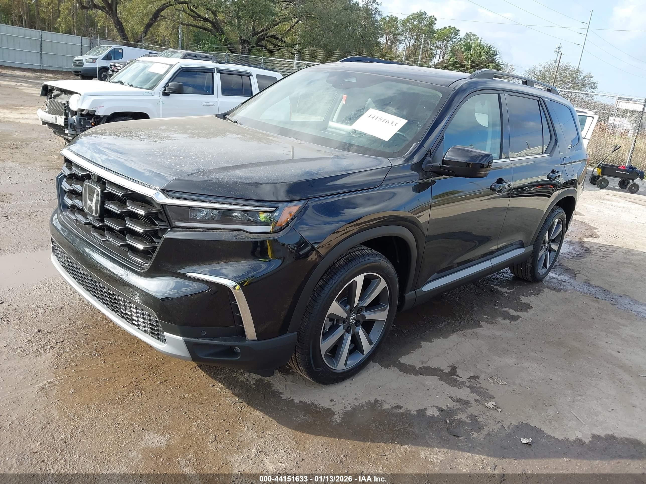 HONDA PILOT image 2