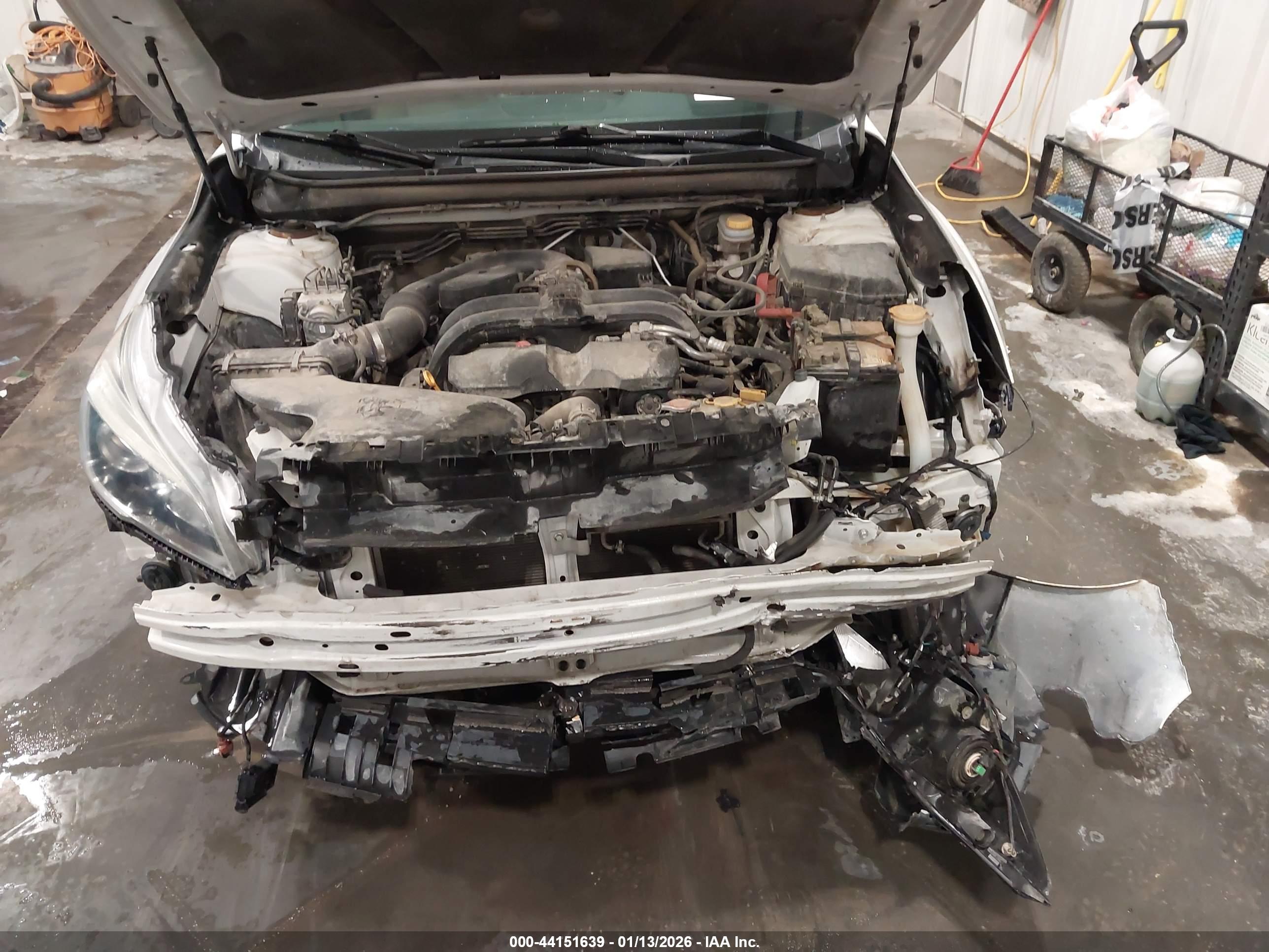 SUBARU OUTBACK image 10