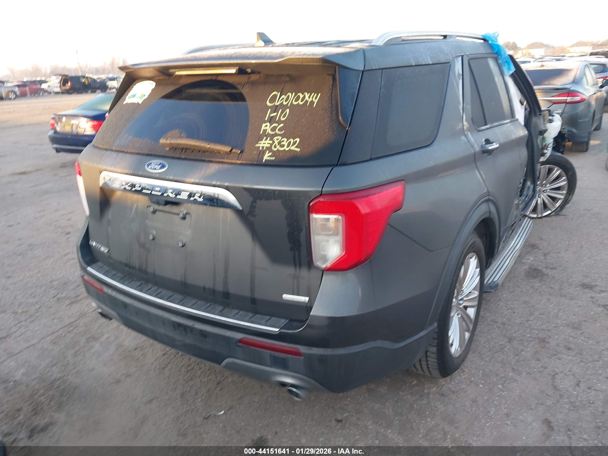 FORD EXPLORER image 4