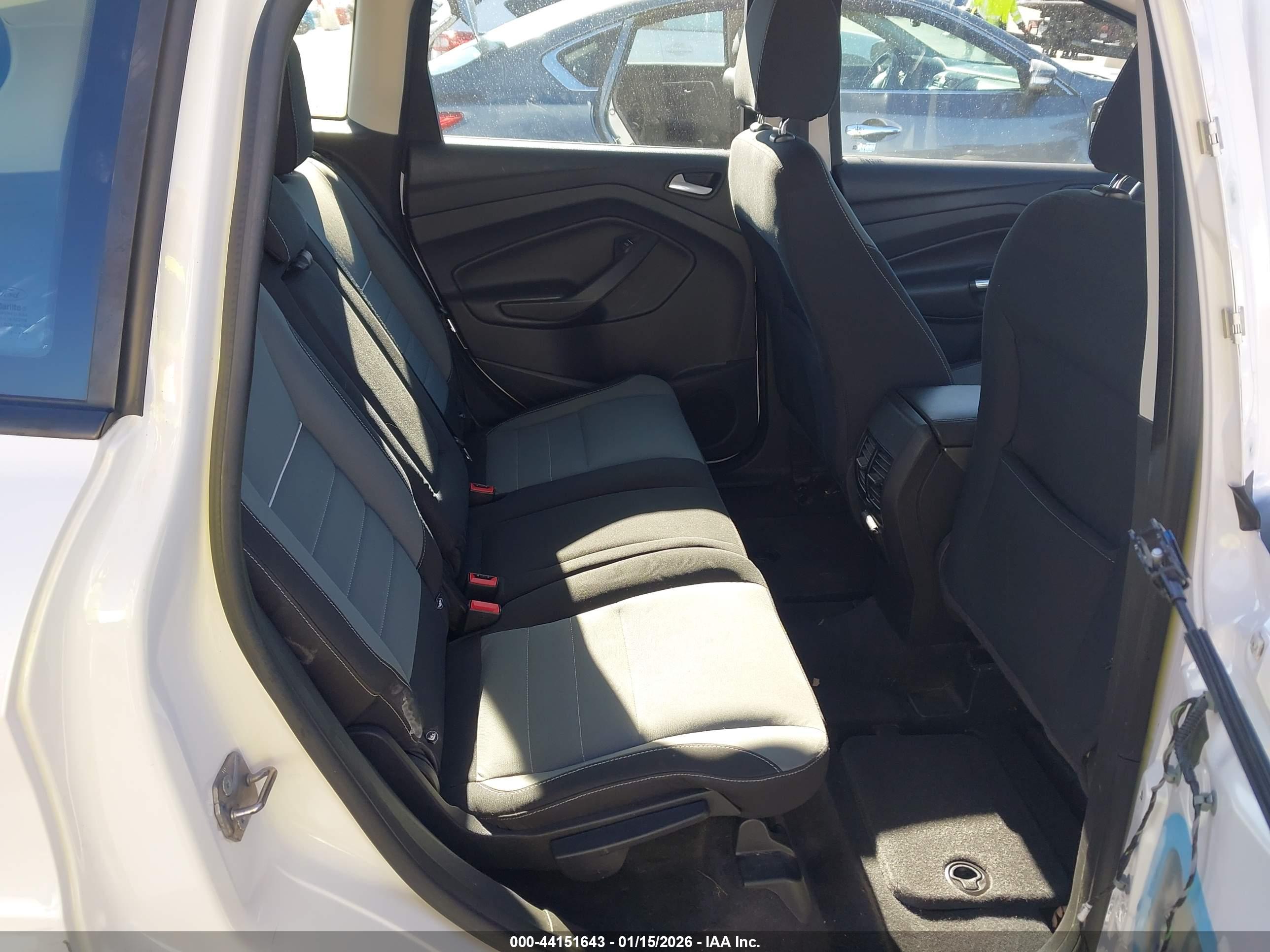 FORD C-MAX image 8