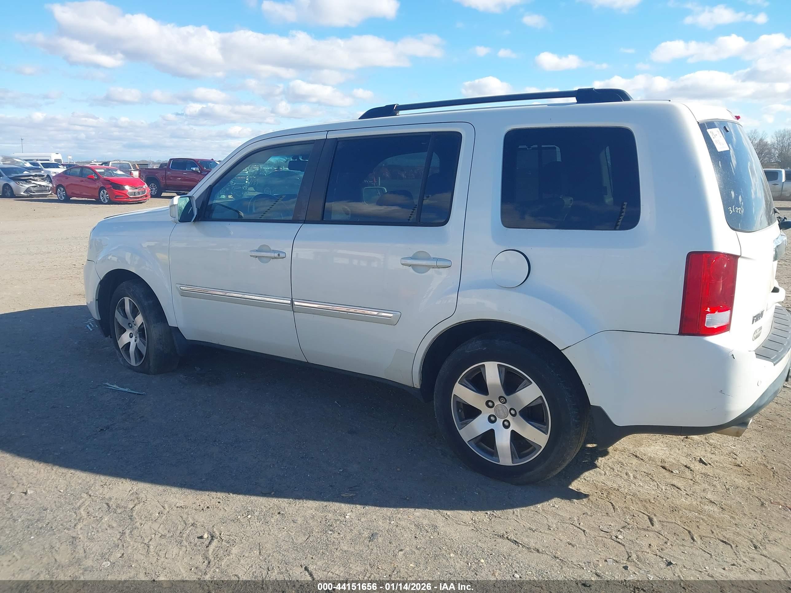 HONDA PILOT image 3
