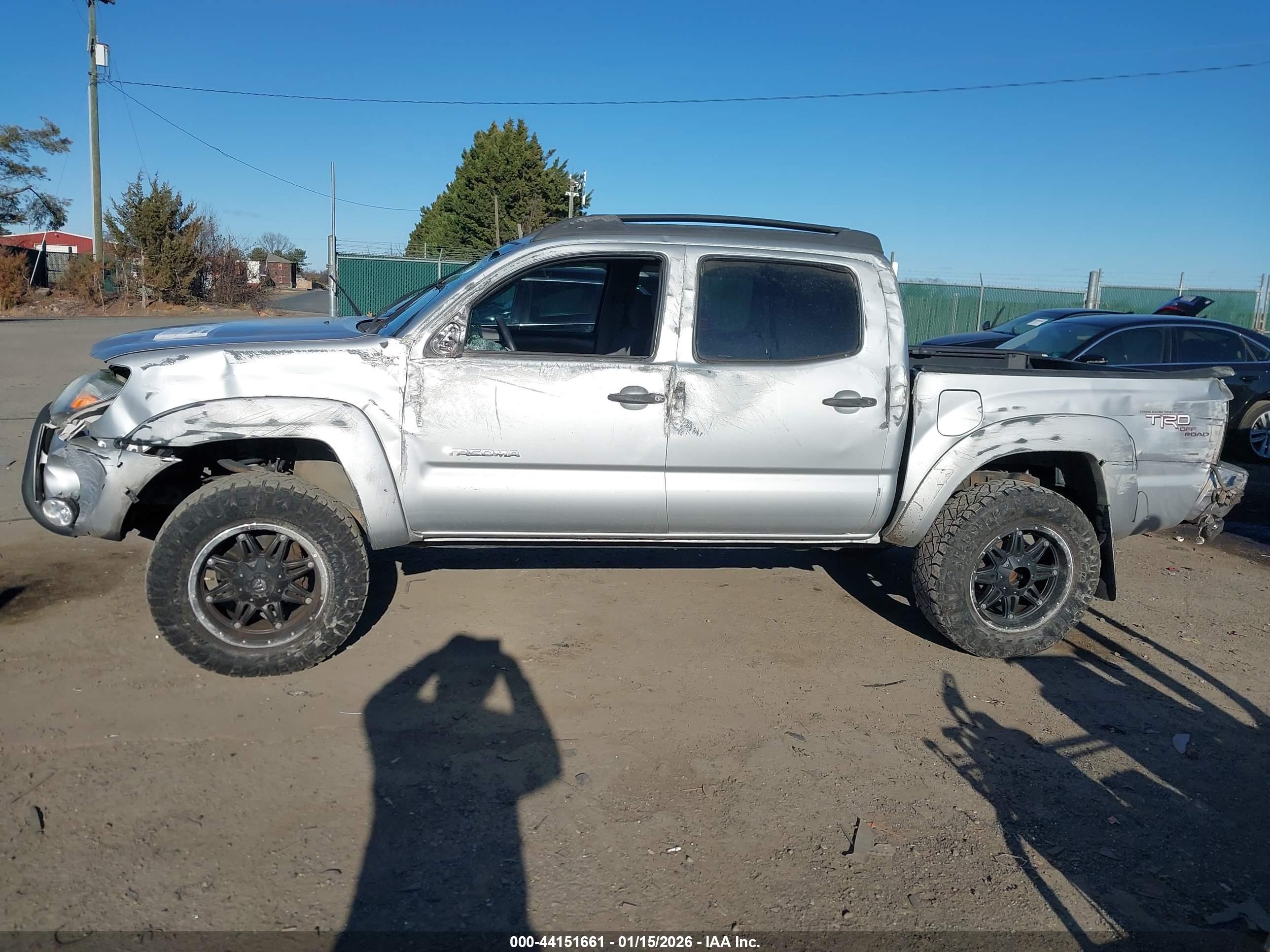 TOYOTA TACOMA image 6