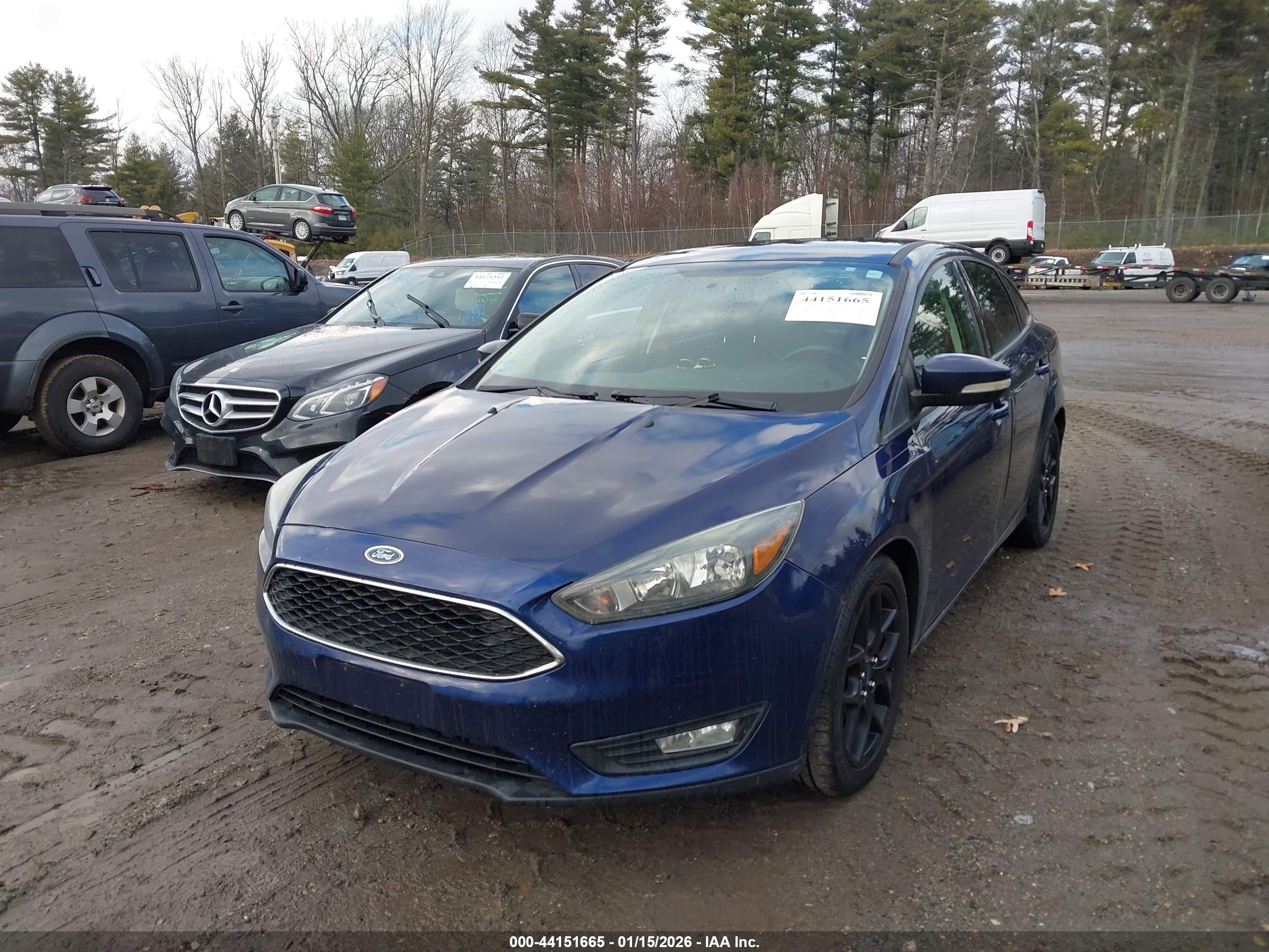 FORD FOCUS image 2