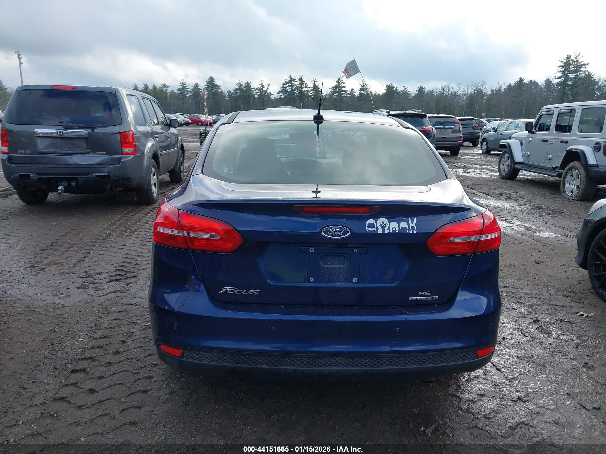 FORD FOCUS image 6