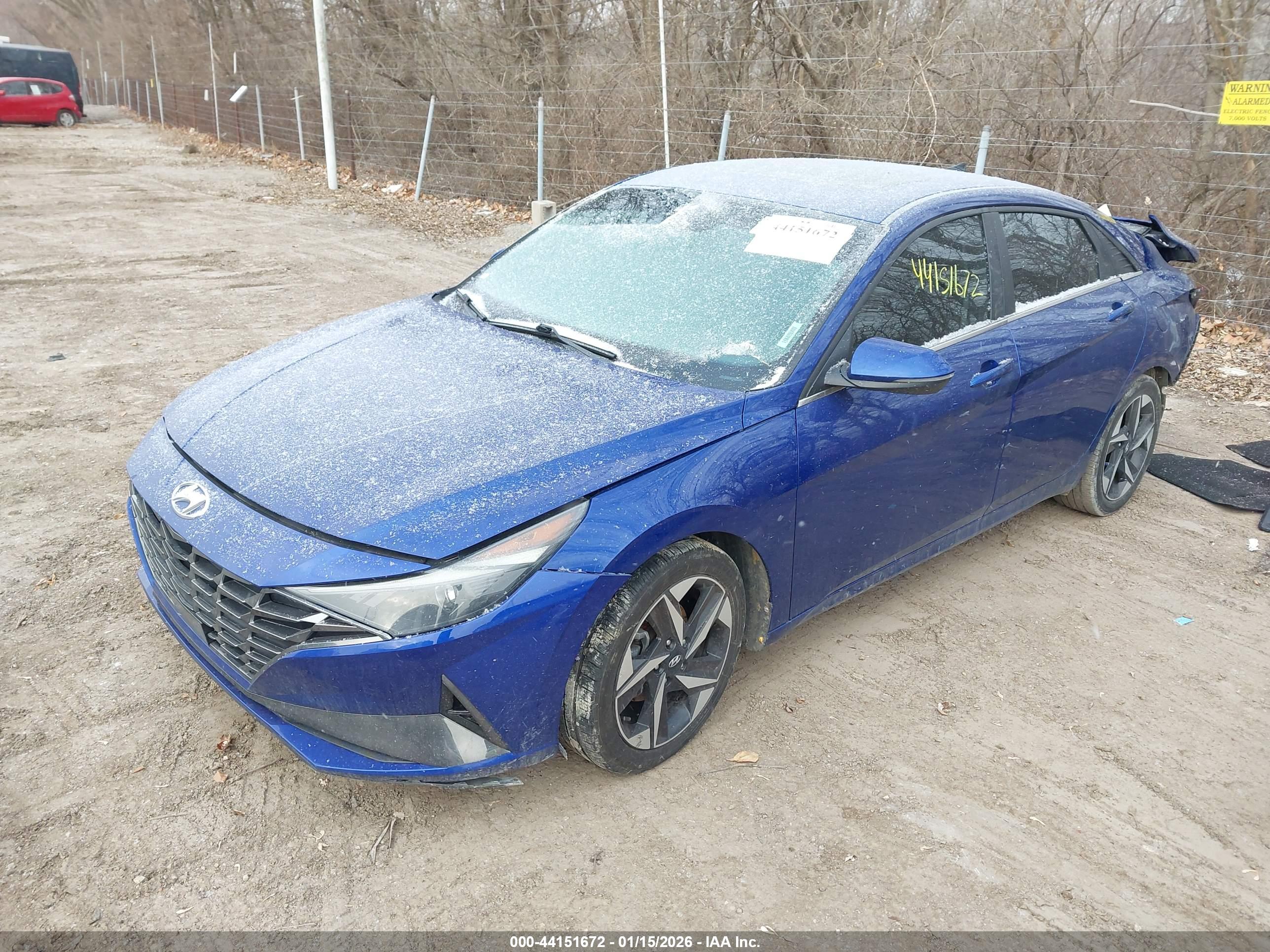 HYUNDAI ELANTRA image 2