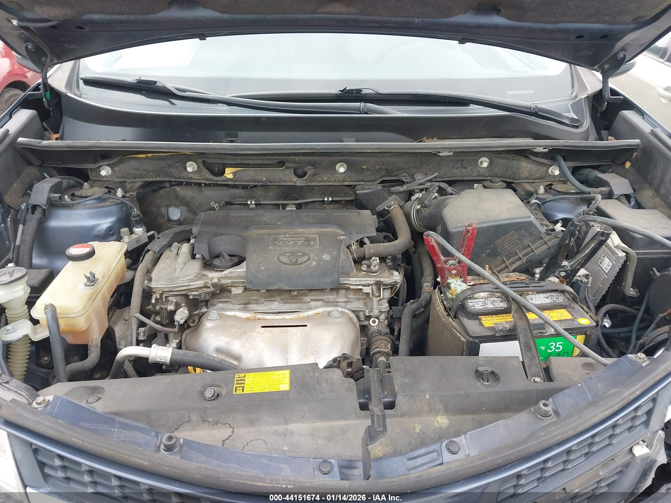TOYOTA RAV4 image 10