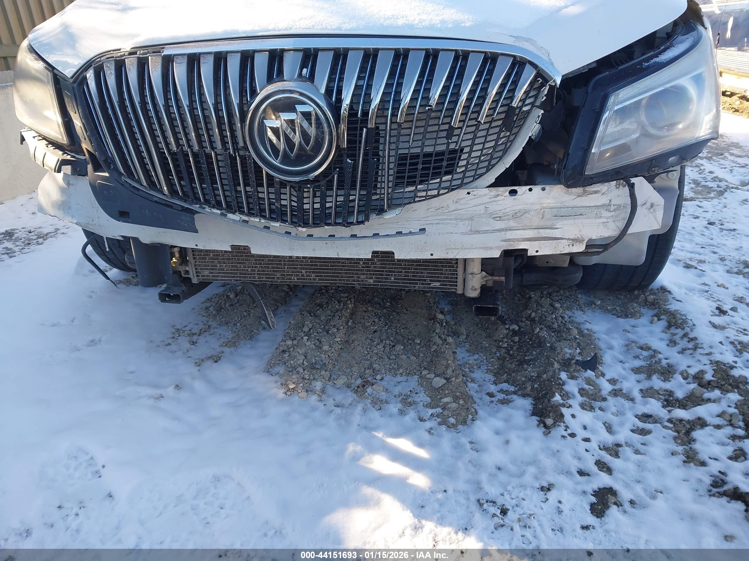 BUICK LACROSSE image 6
