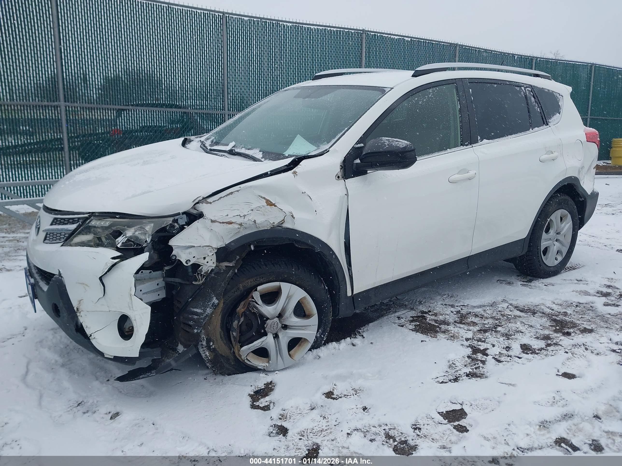 TOYOTA RAV4 image 2