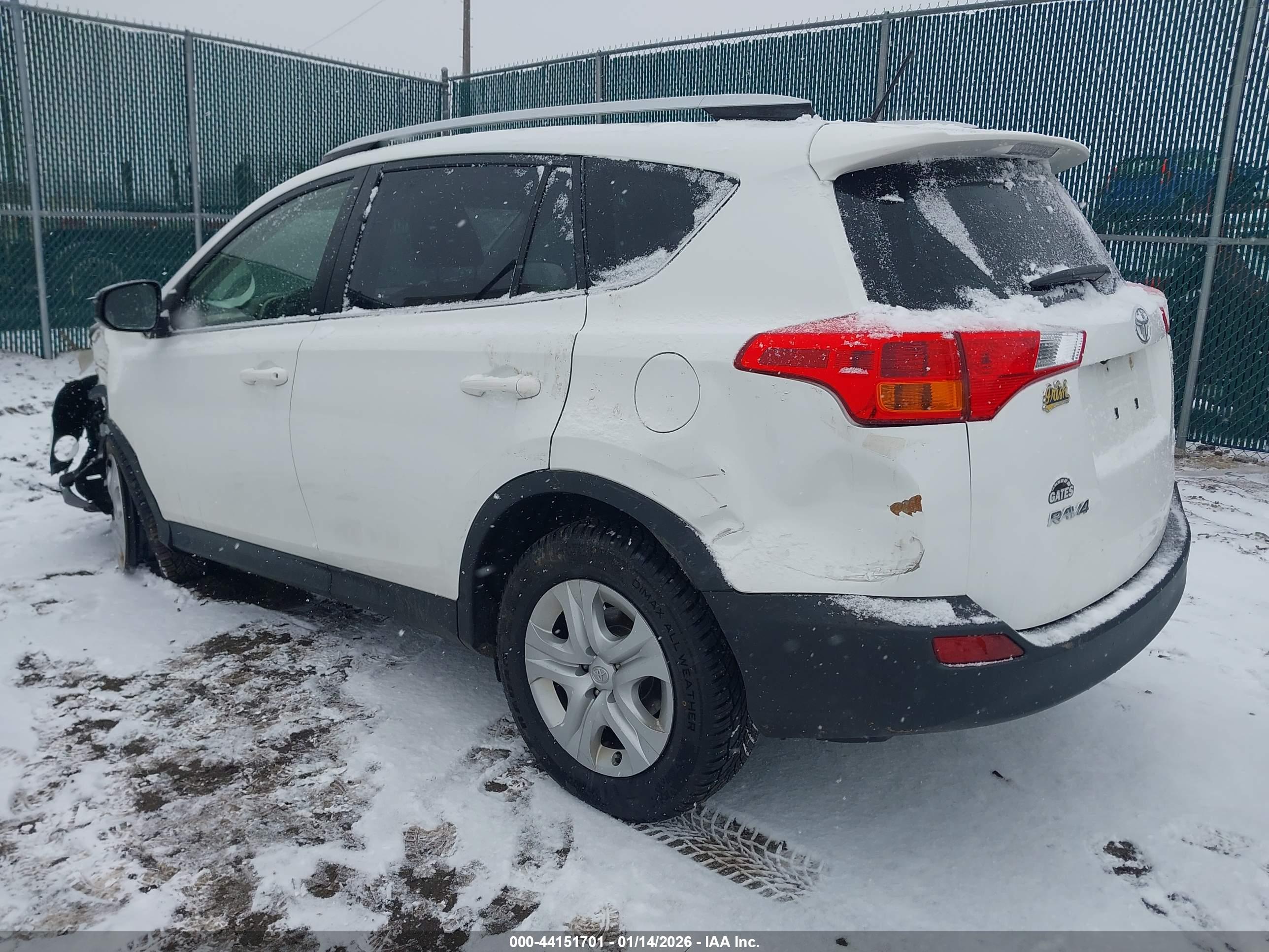 TOYOTA RAV4 image 3