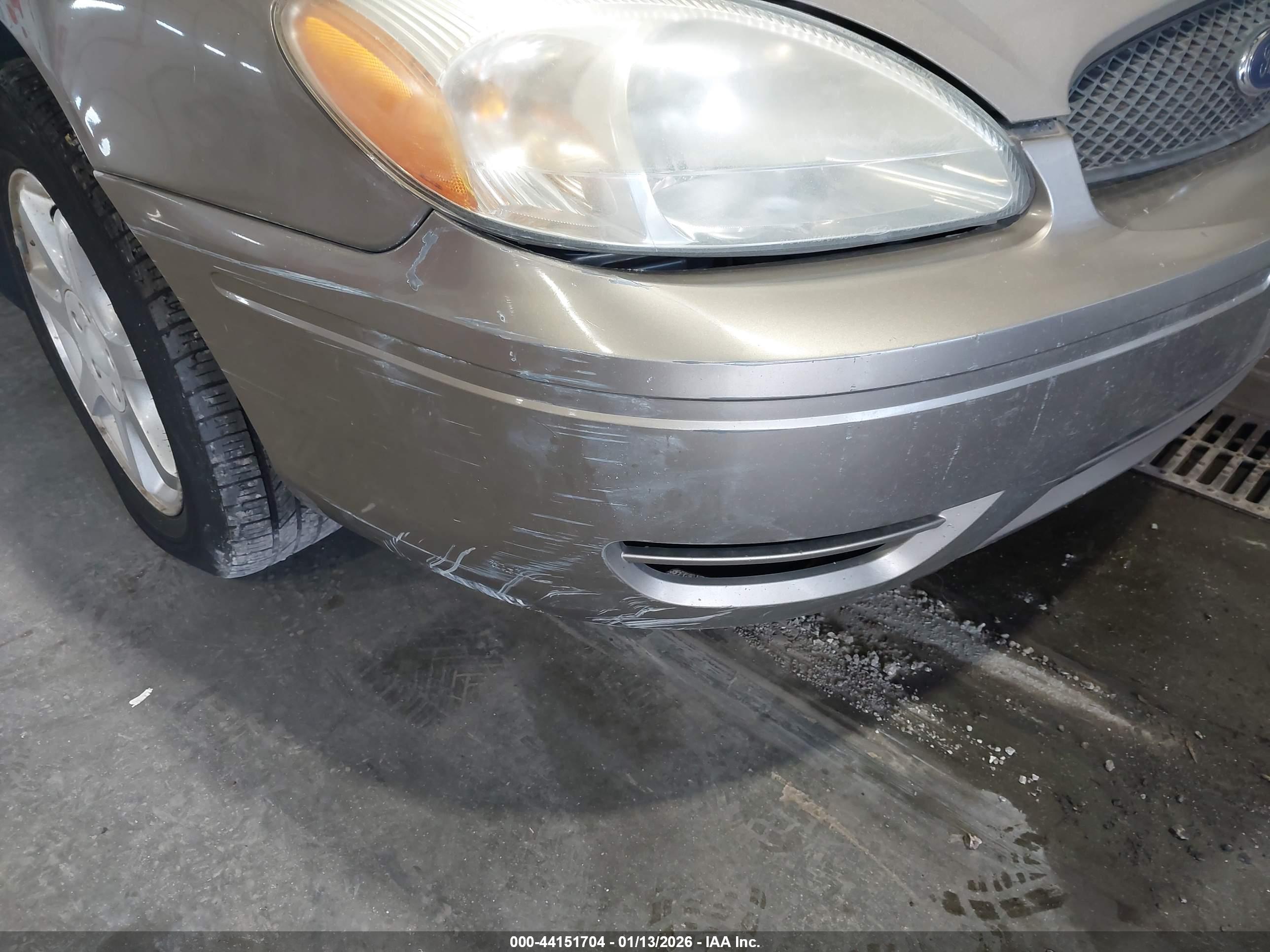 FORD TAURUS image 6