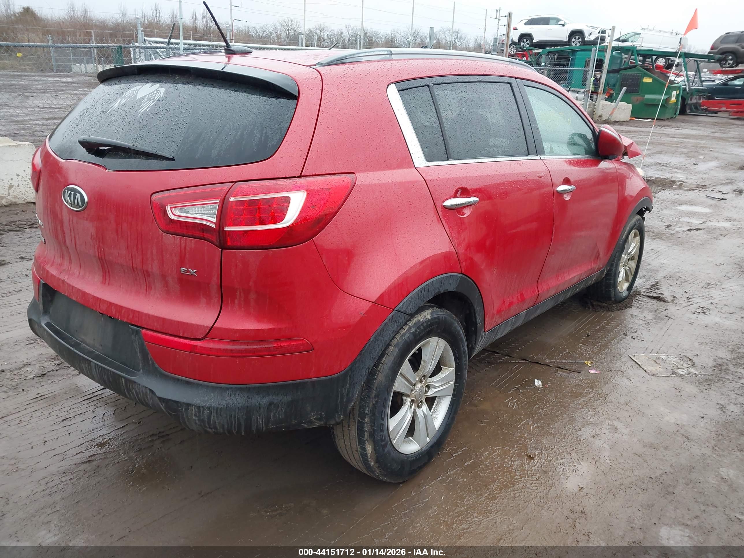 KIA SPORTAGE image 4