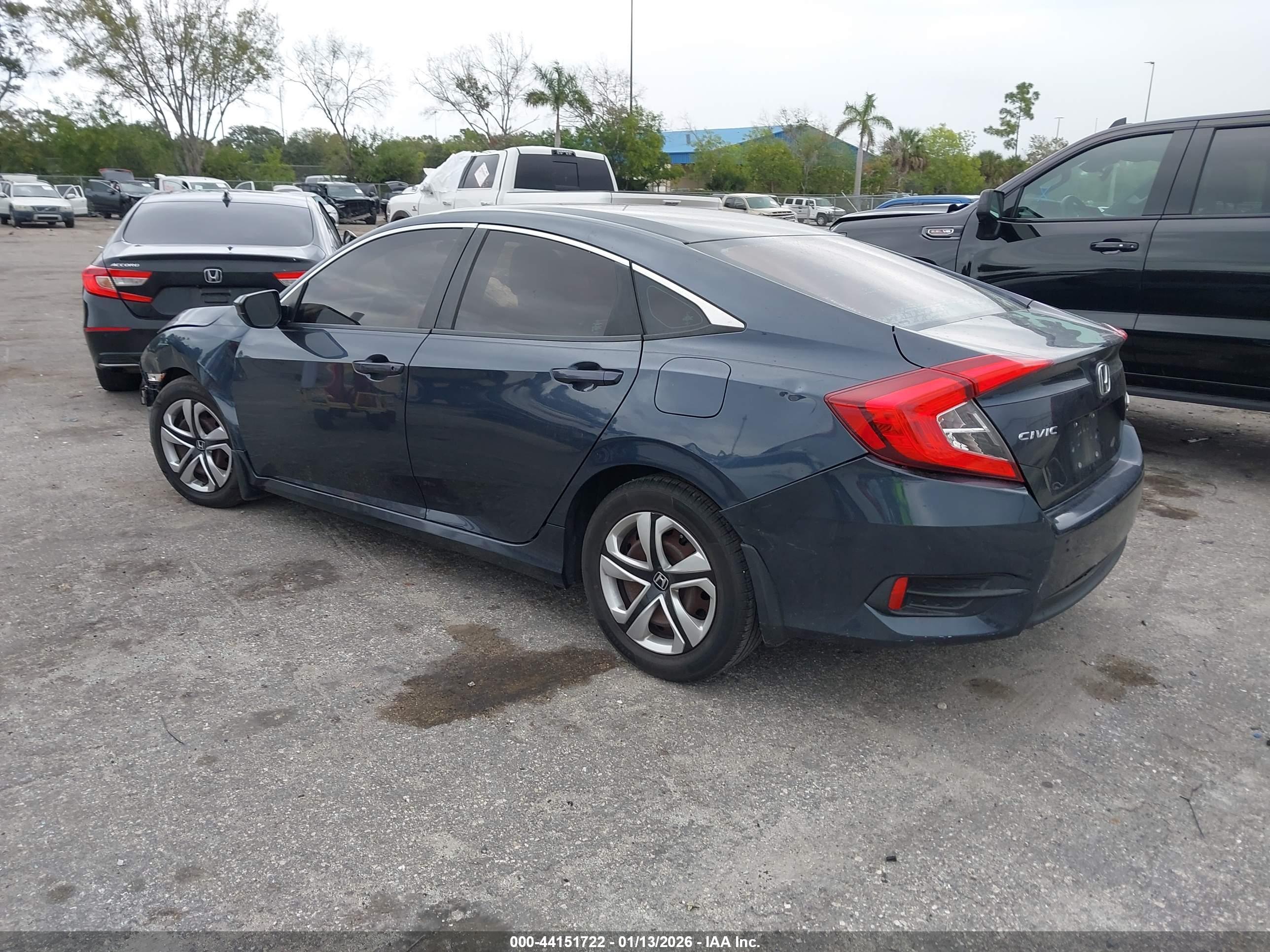HONDA CIVIC image 3