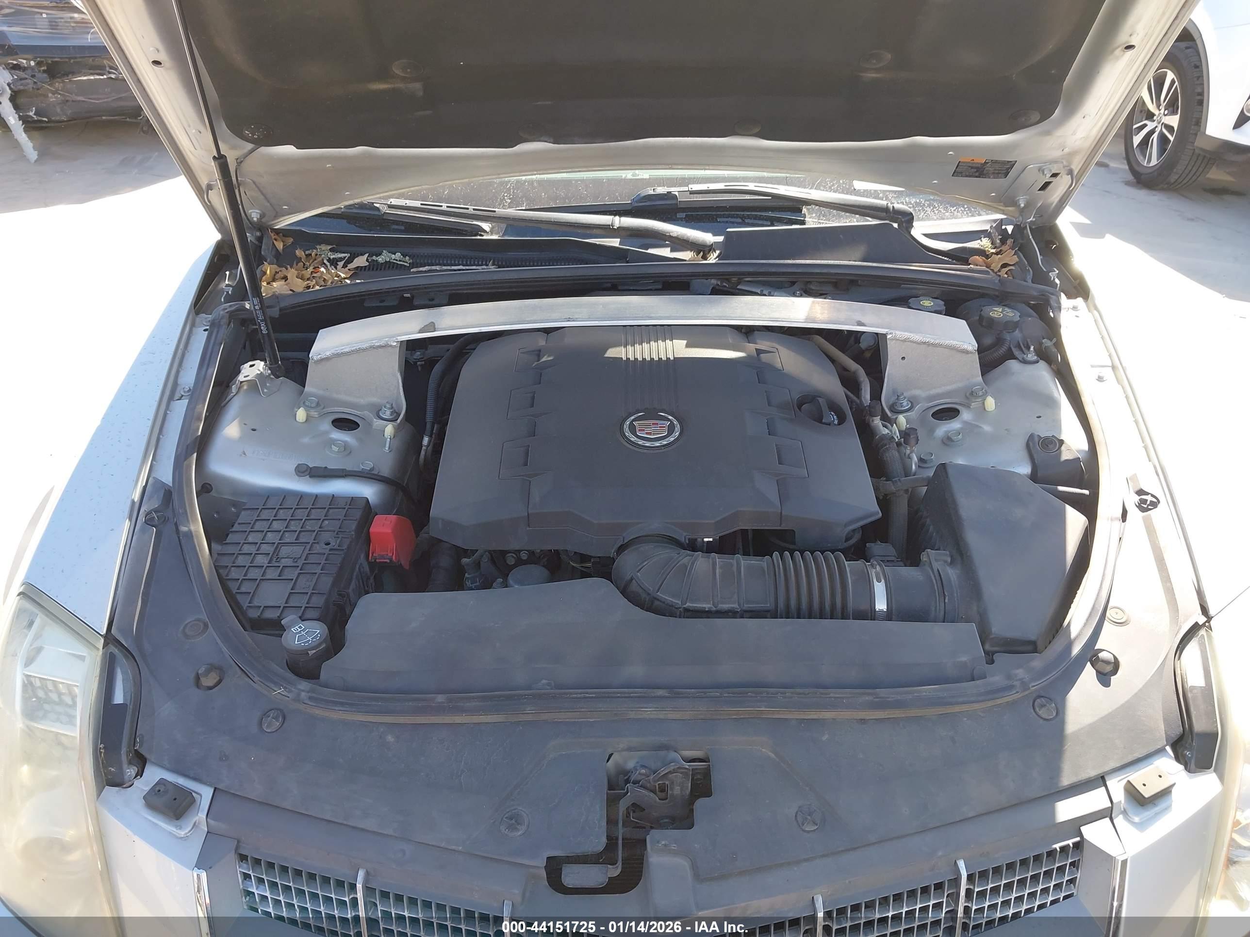 CADILLAC CTS image 10