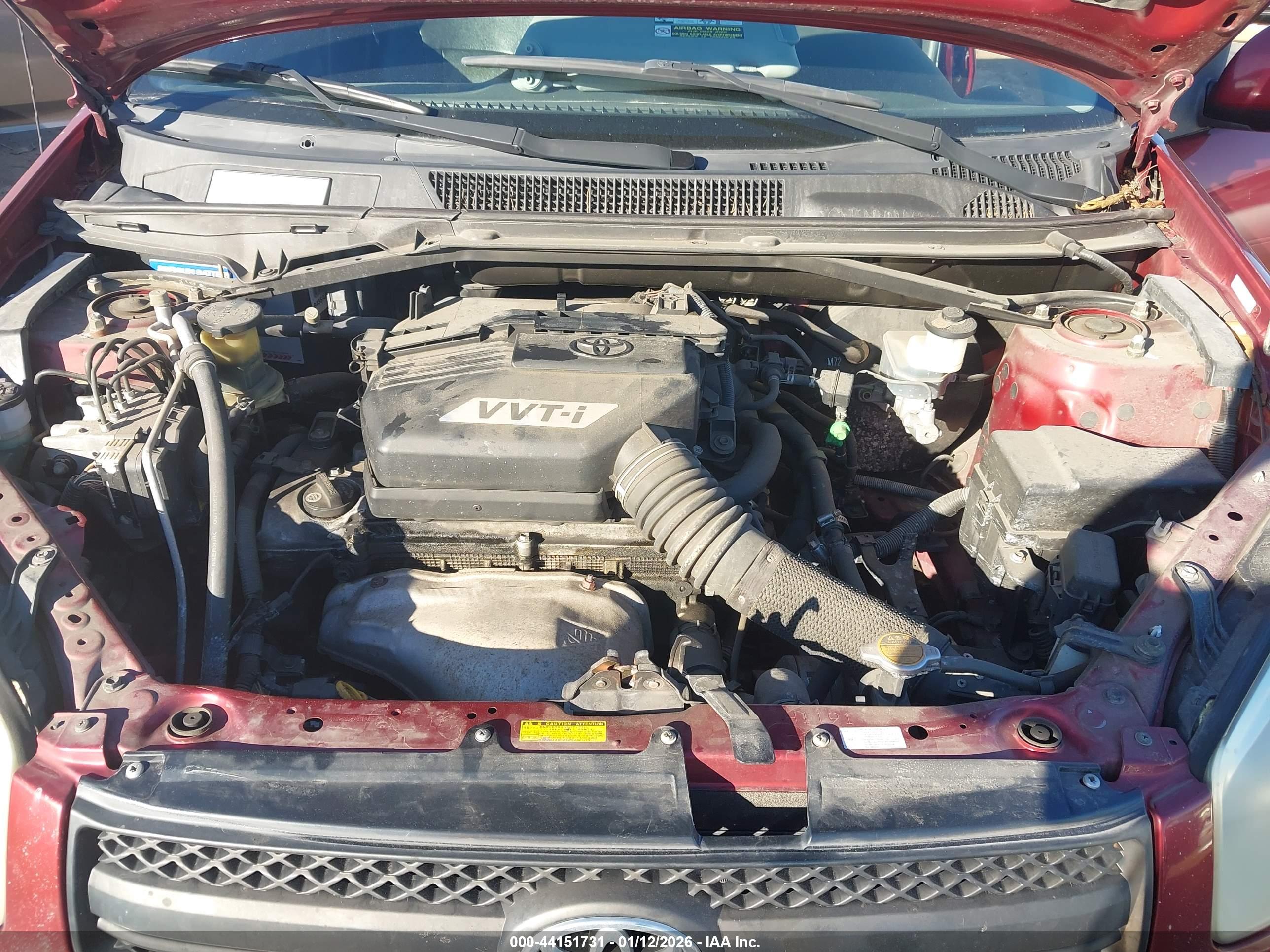 TOYOTA RAV4 image 10