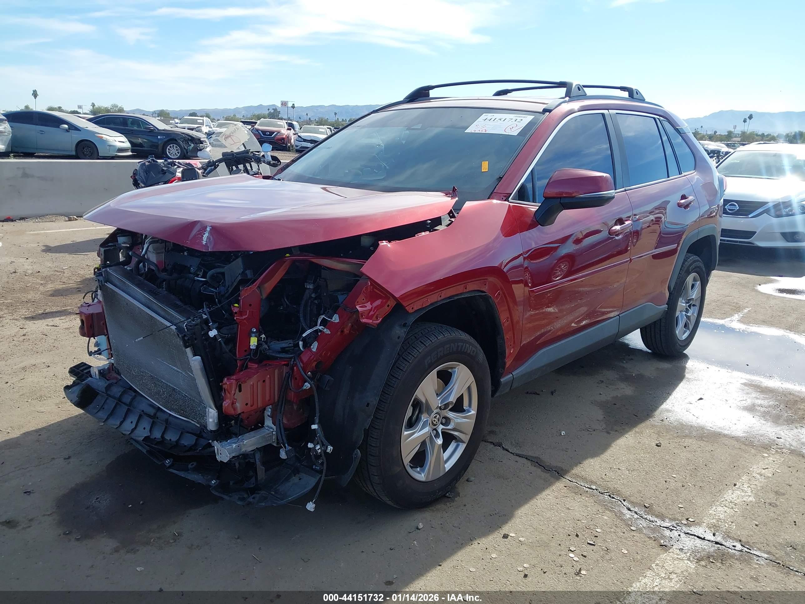 TOYOTA RAV4 image 2
