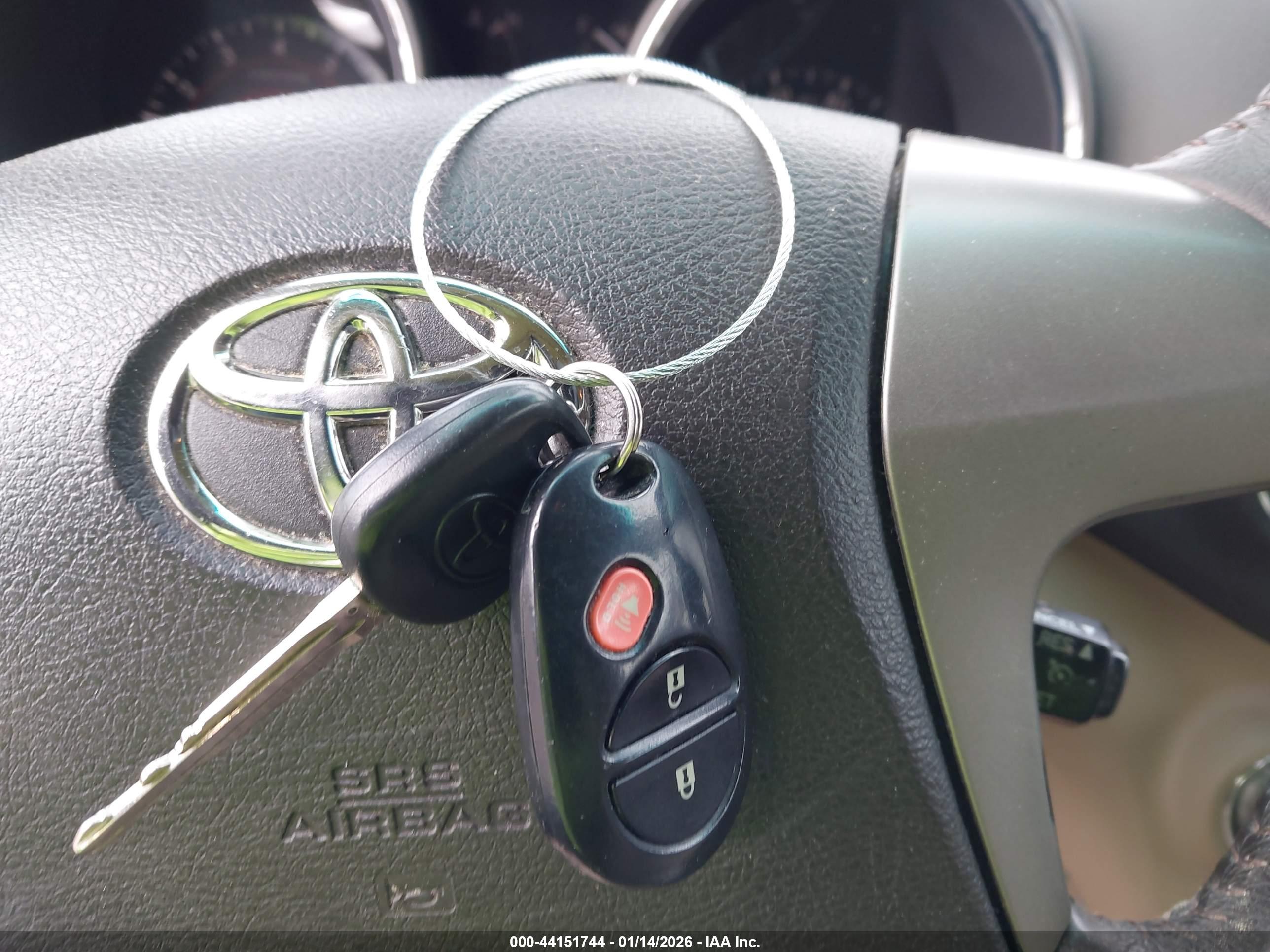 TOYOTA HIGHLANDER image 11