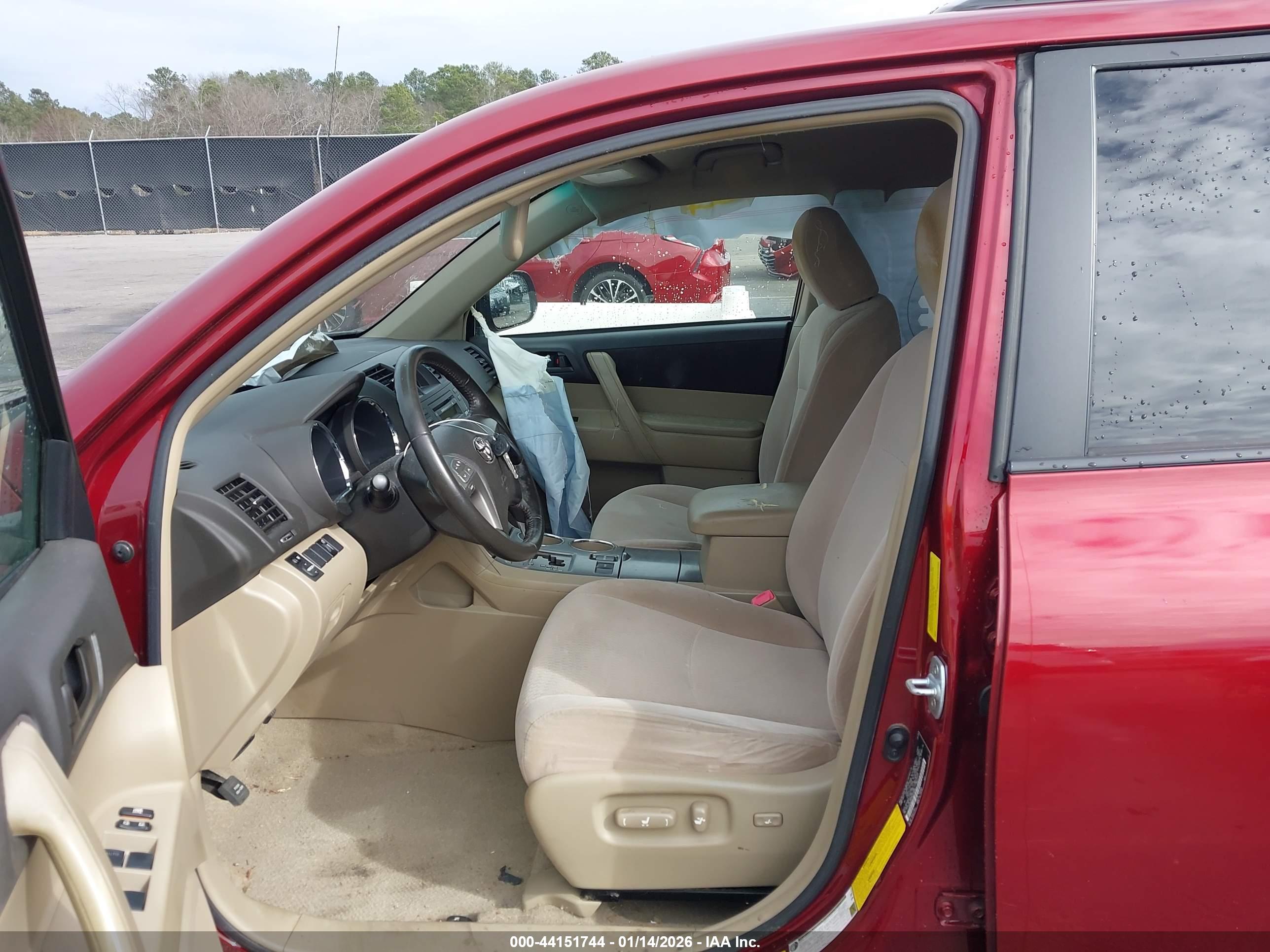 TOYOTA HIGHLANDER image 5