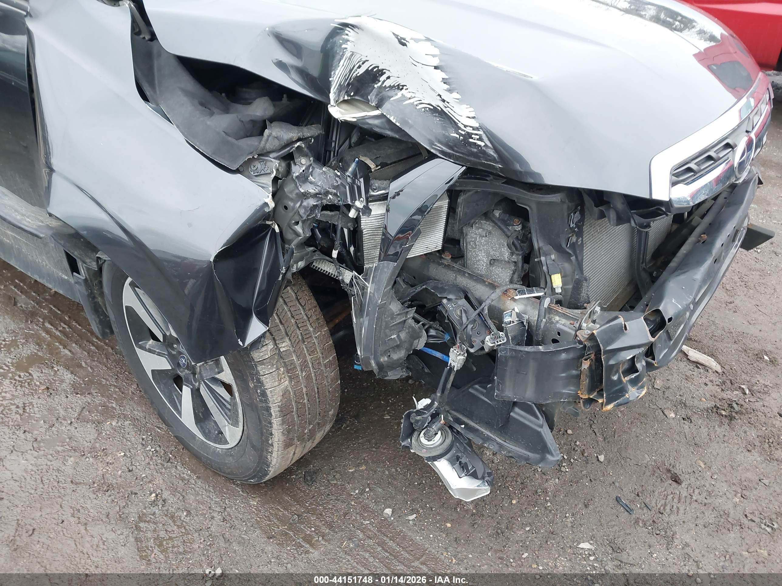 SUBARU FORESTER image 6
