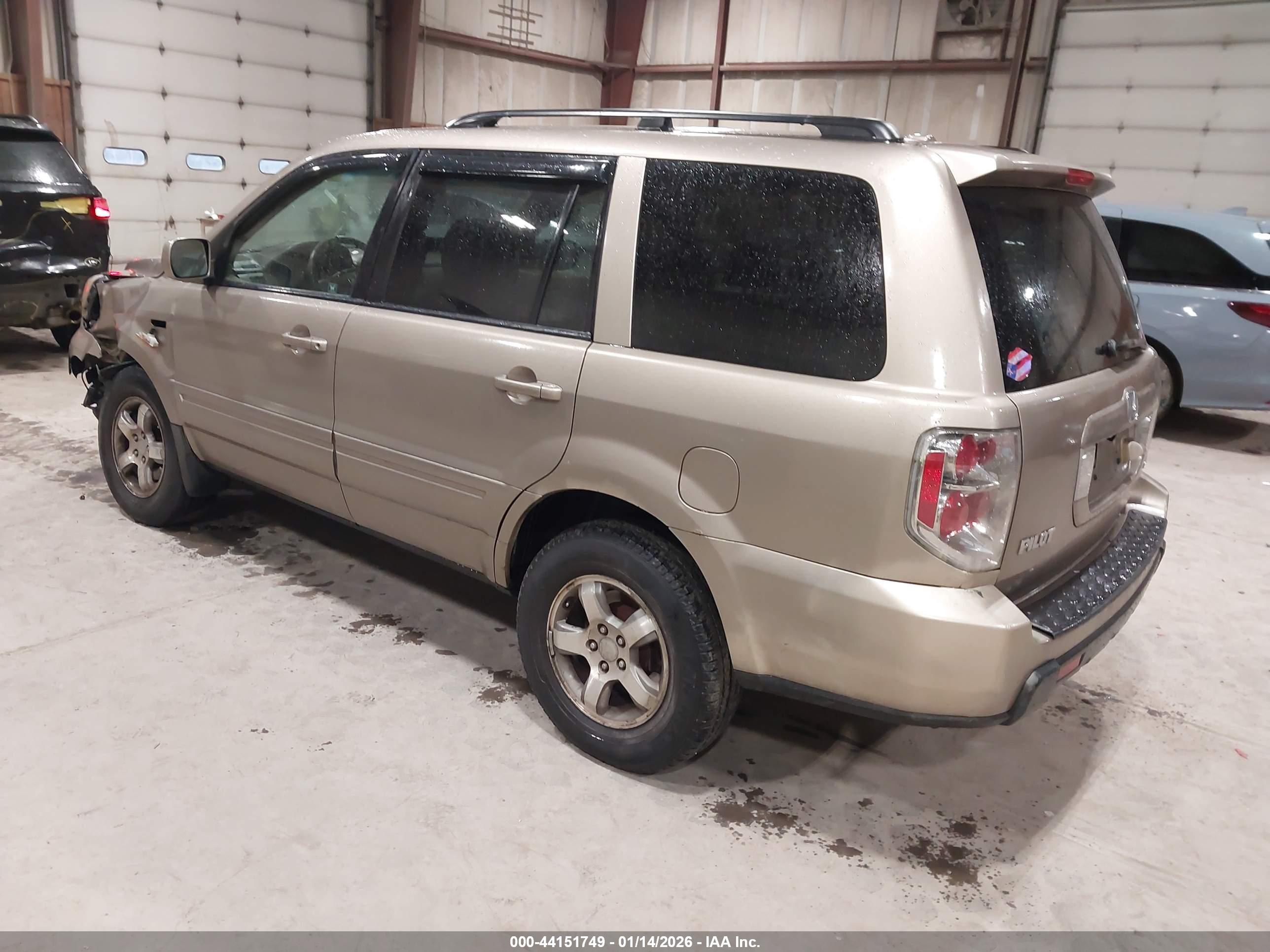 HONDA PILOT image 3