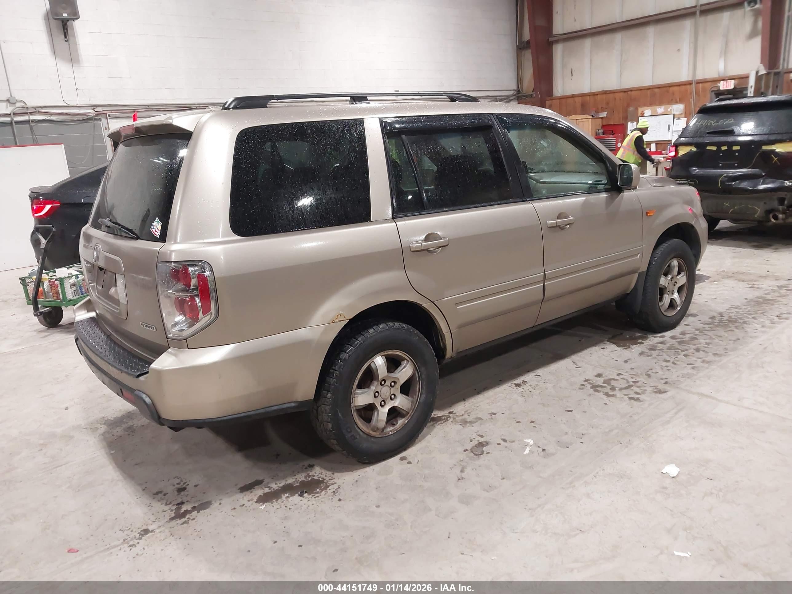 HONDA PILOT image 4