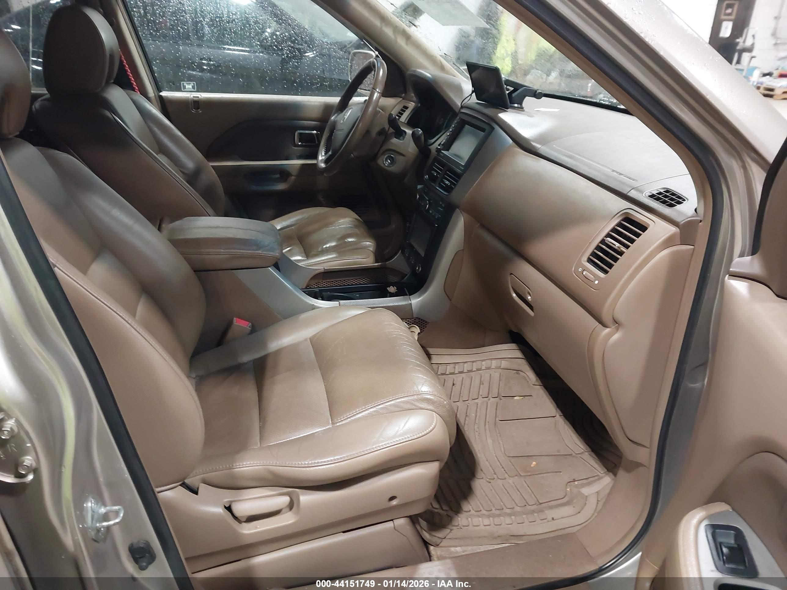 HONDA PILOT image 5
