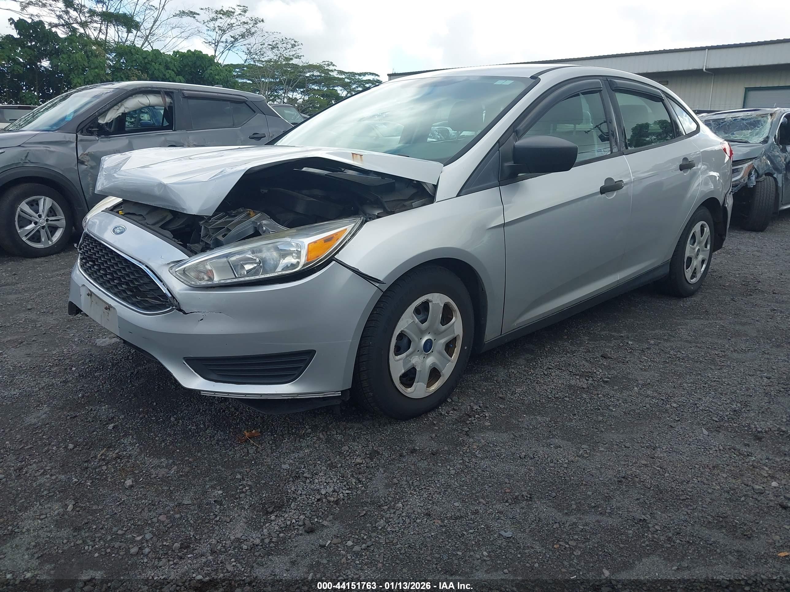FORD FOCUS image 2