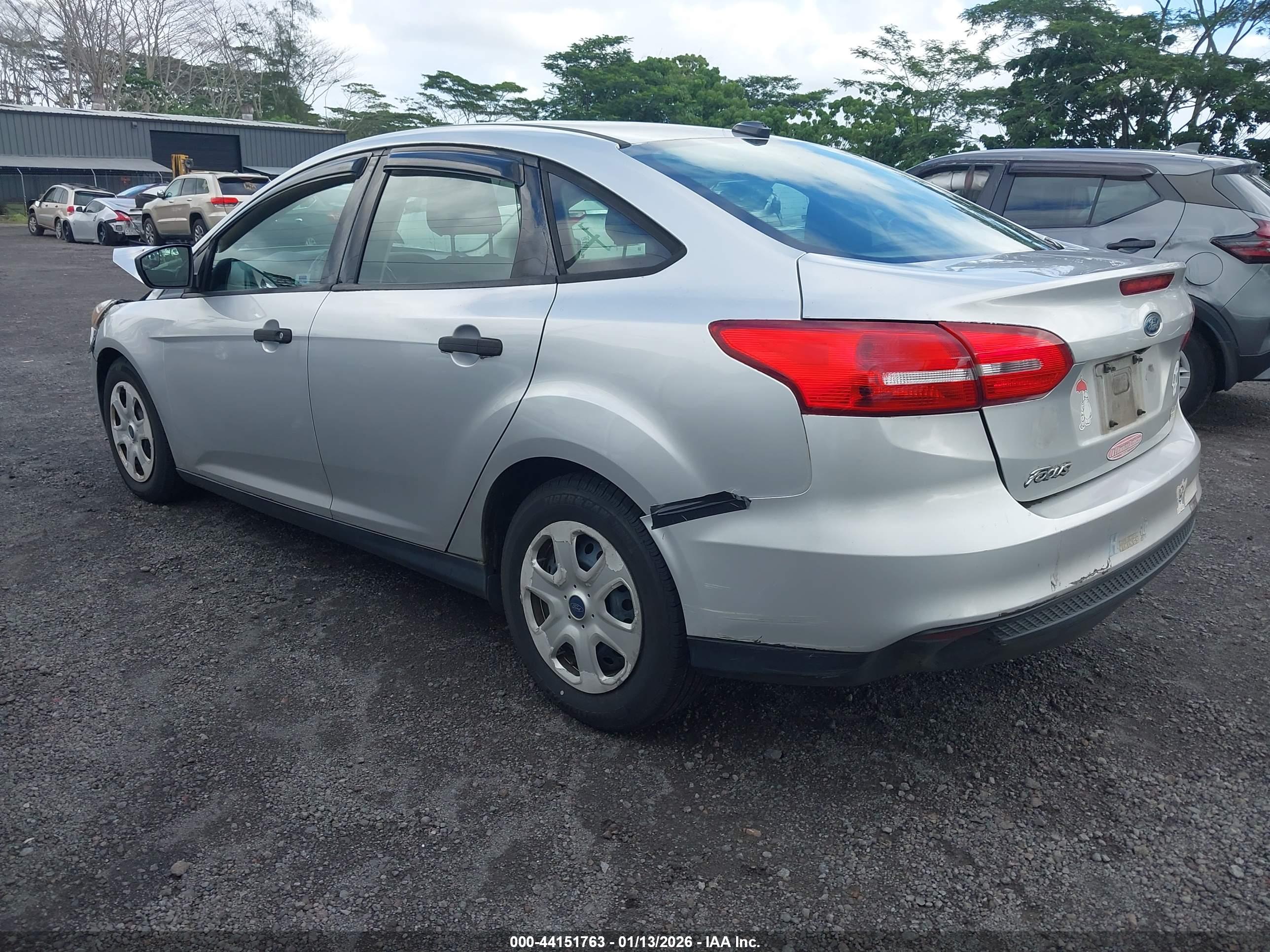 FORD FOCUS image 3