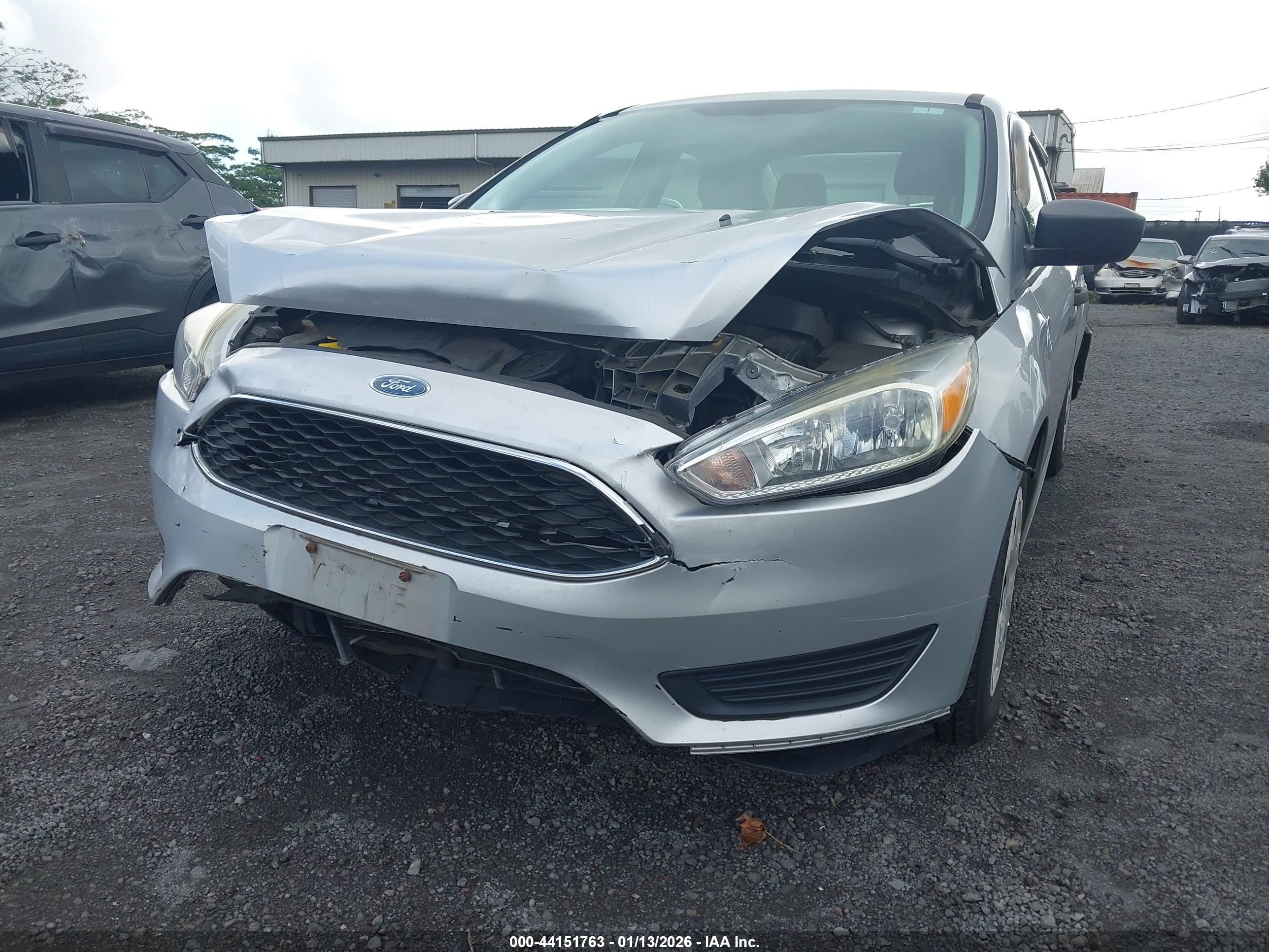 FORD FOCUS image 6