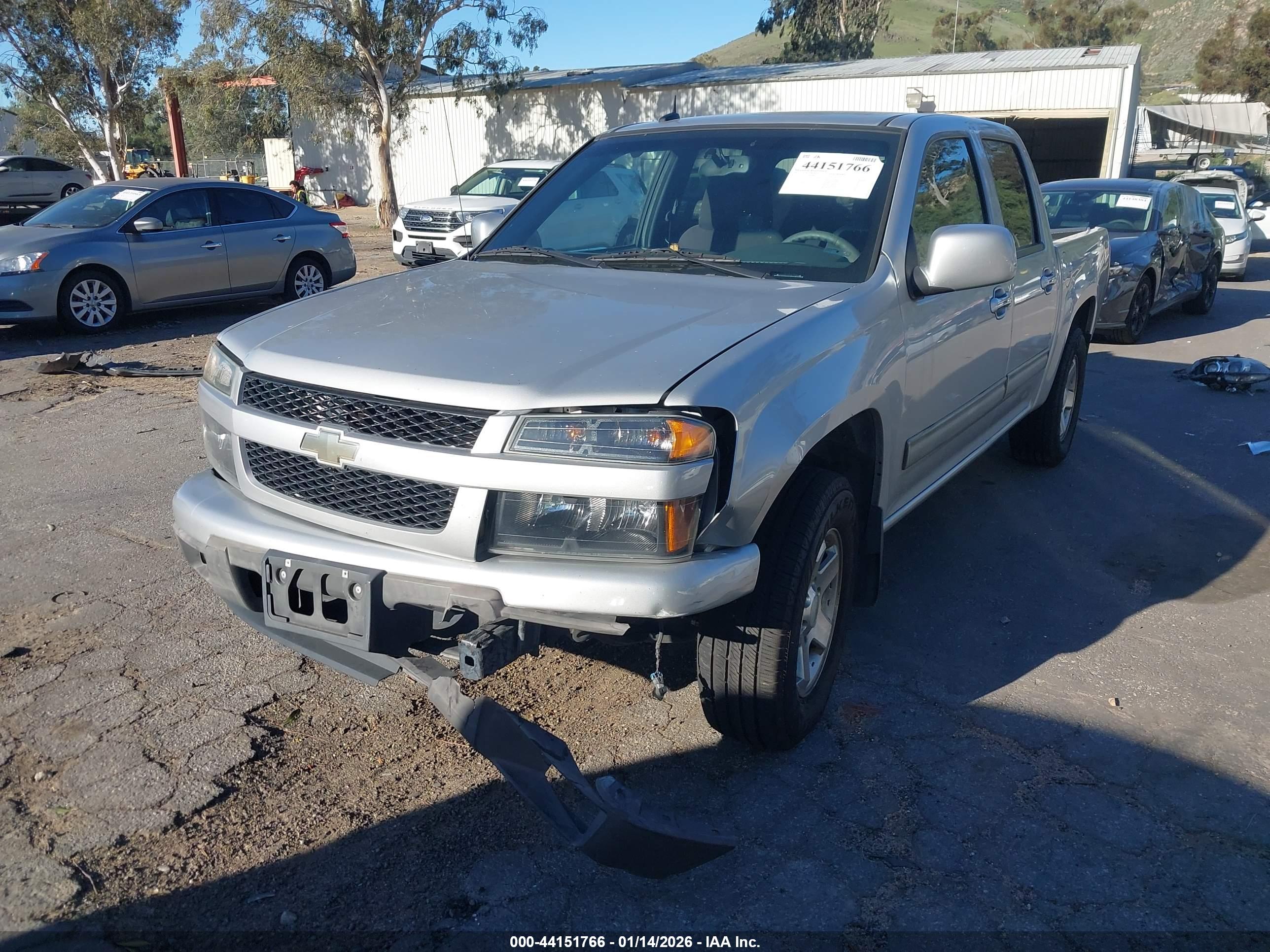 CHEVROLET COLORADO image 2