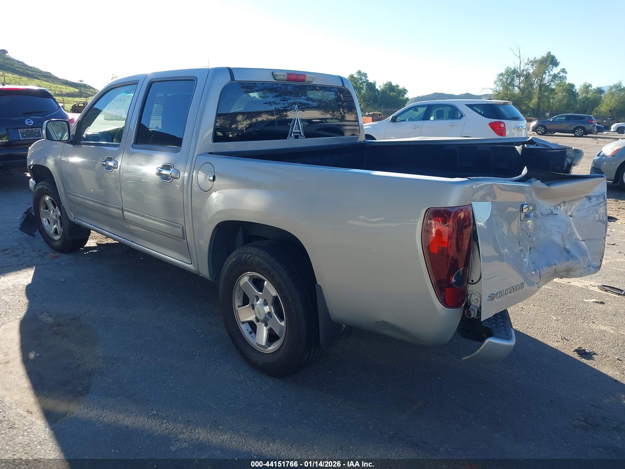 CHEVROLET COLORADO image 3