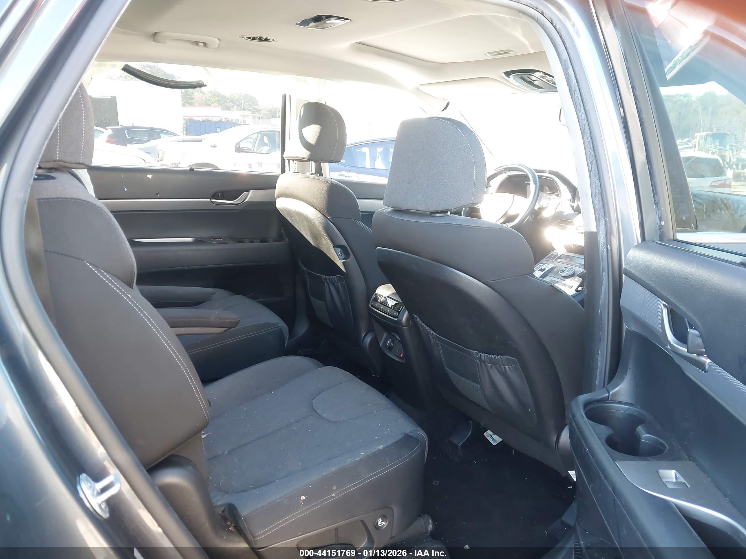 HYUNDAI PALISADE image 8