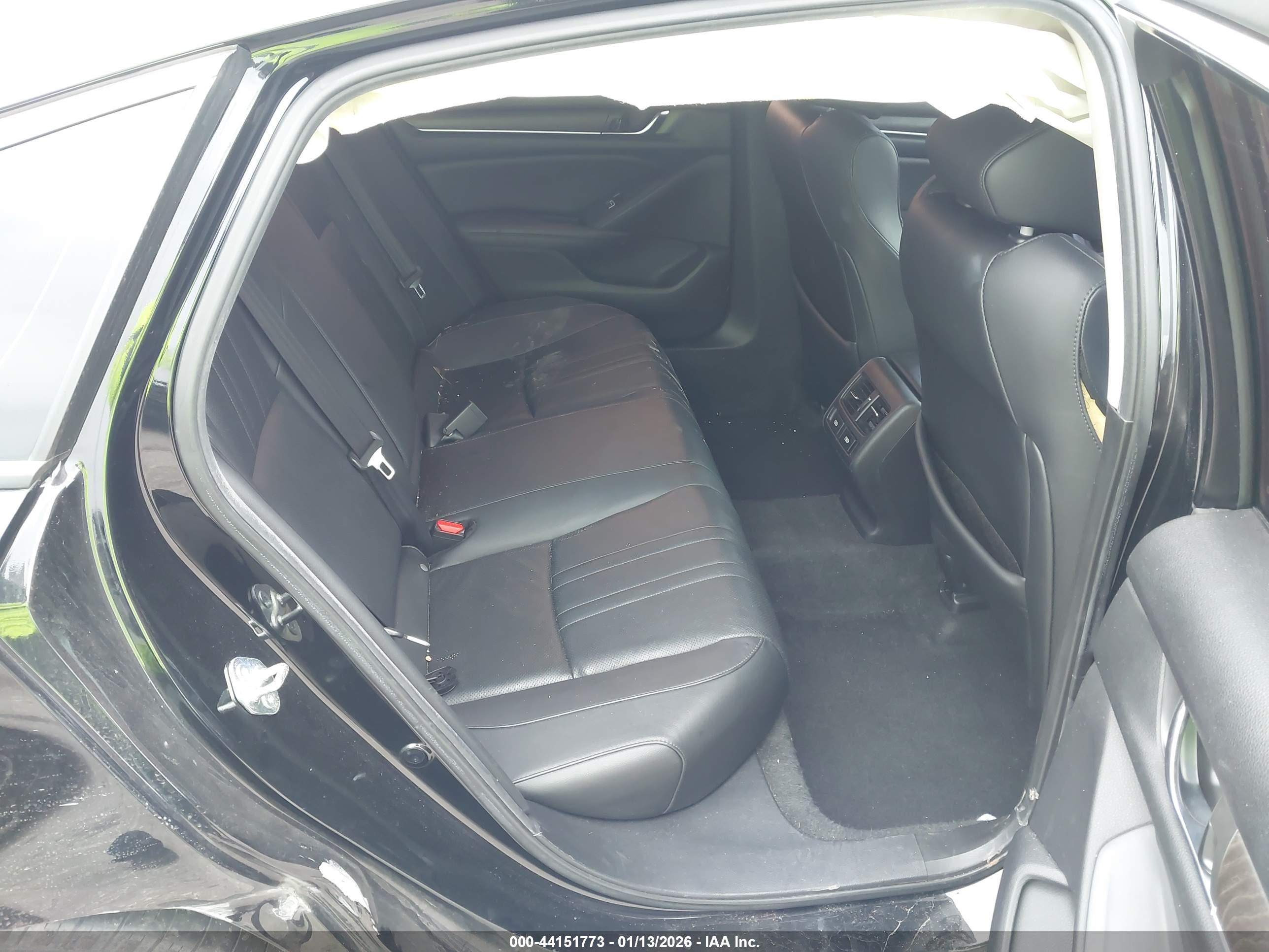 HONDA ACCORD image 8