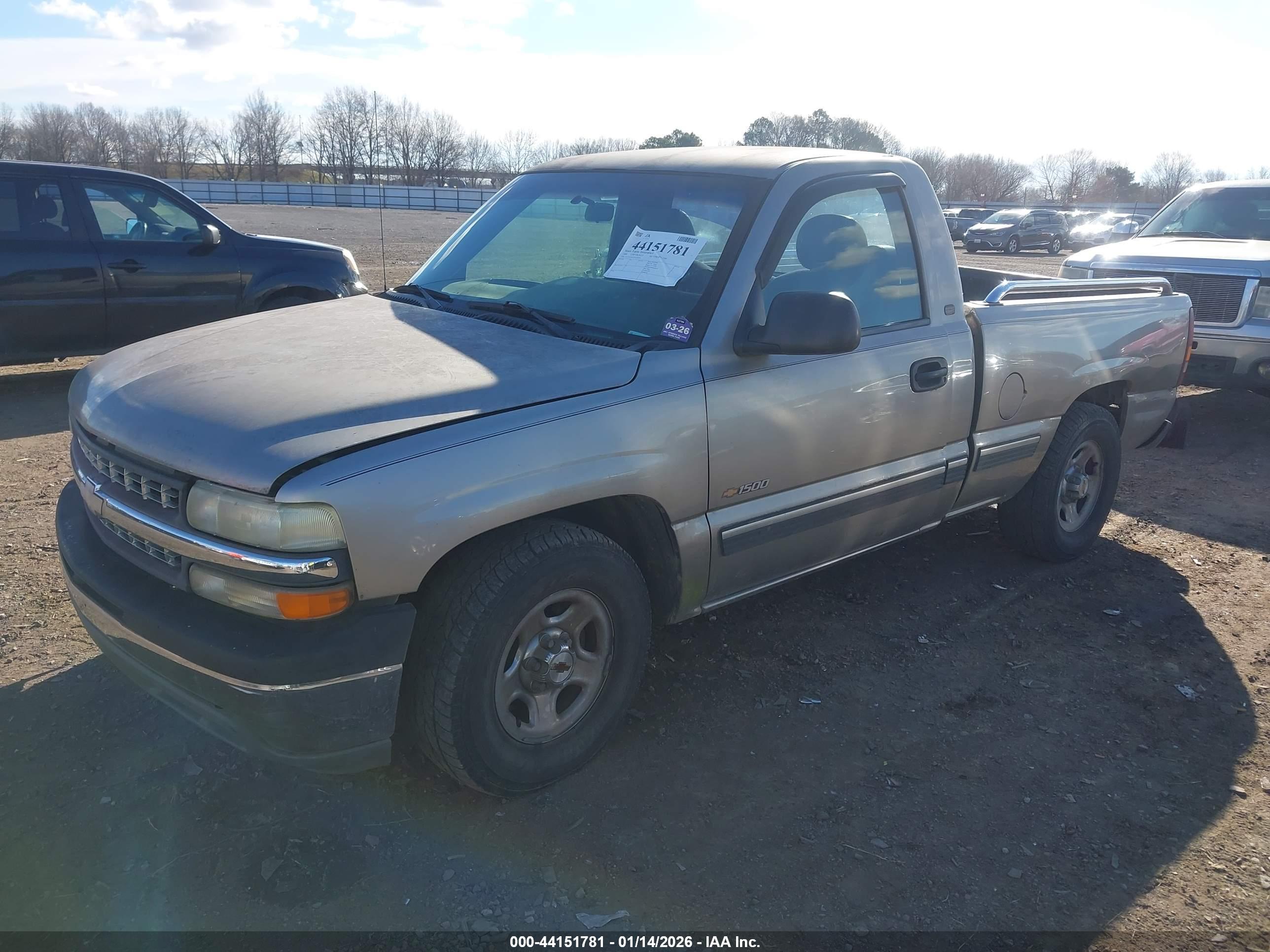 CHEVROLET SILVERADO image 2