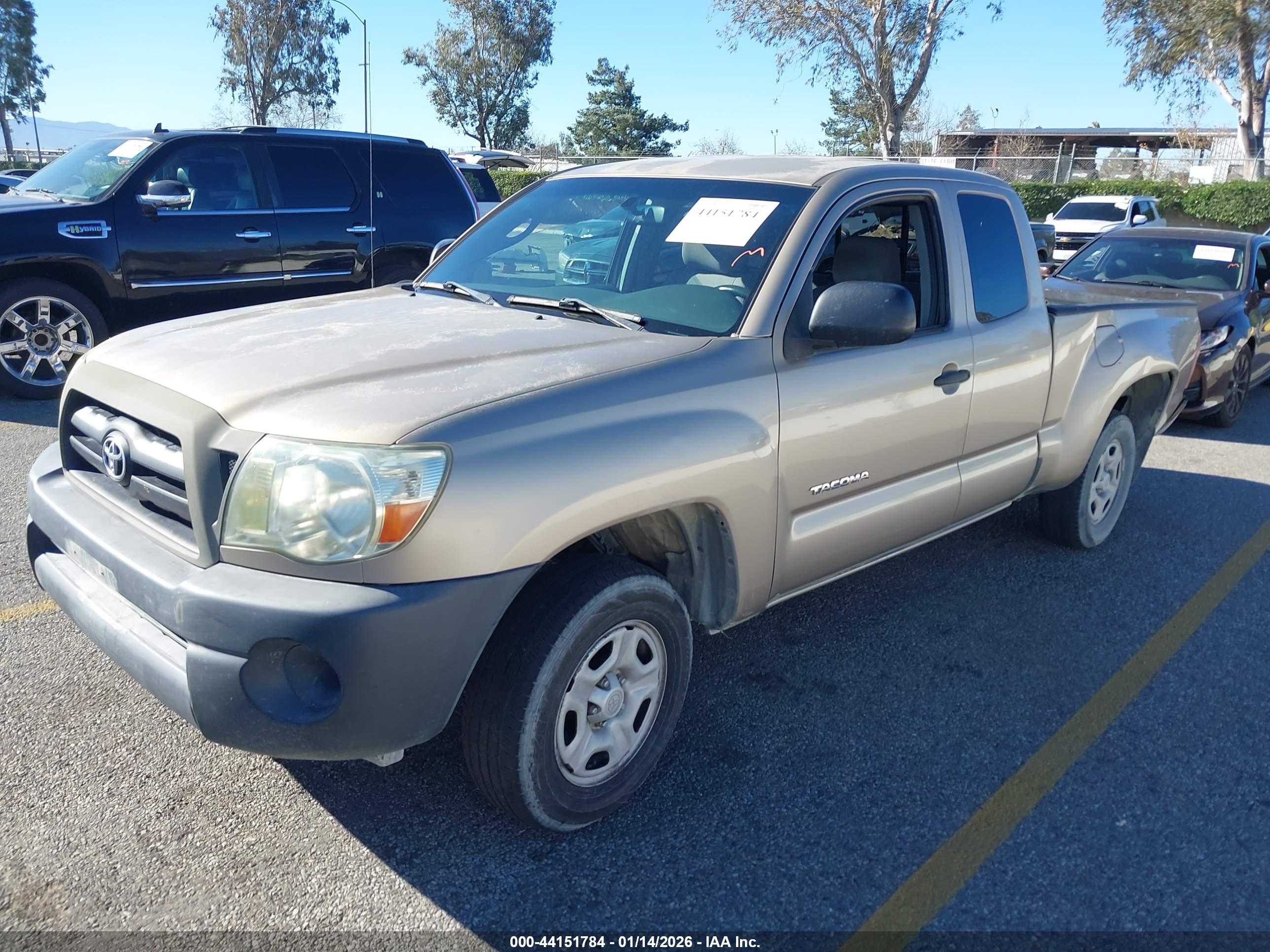 TOYOTA TACOMA image 2